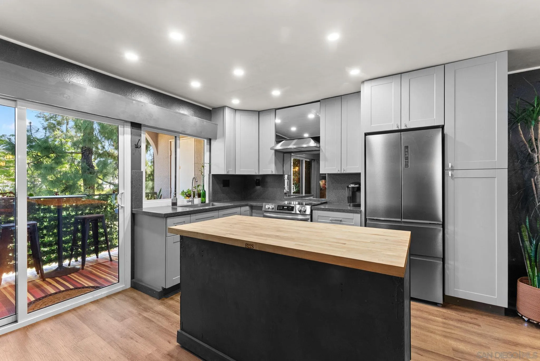 Photo #7: 260008333 Listing: Photo #7