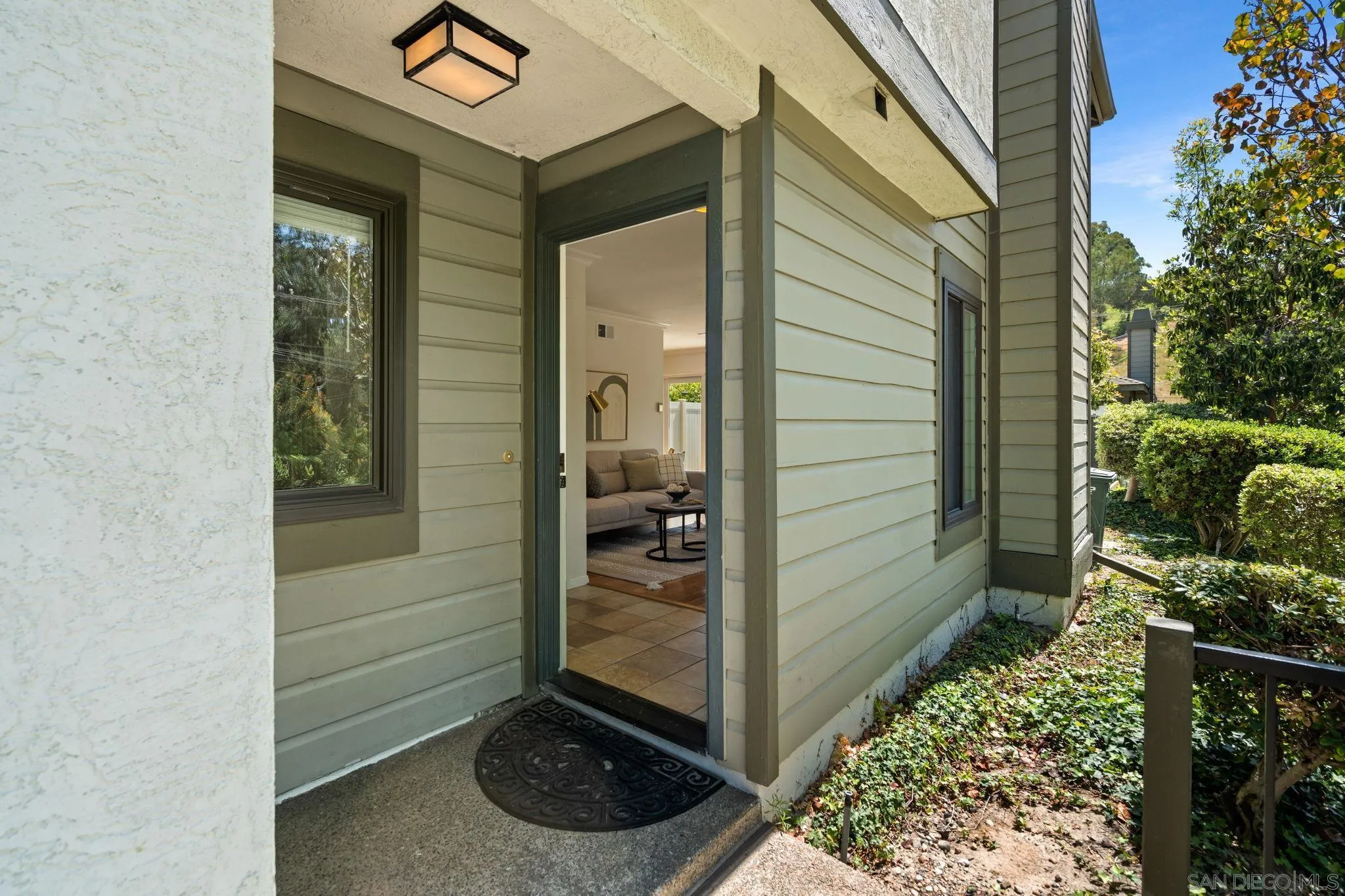 https://cdn.realtyfeed.com/cdn/127/260008334/38c3888bf70a60370b8f6bba3b384f4a.webp