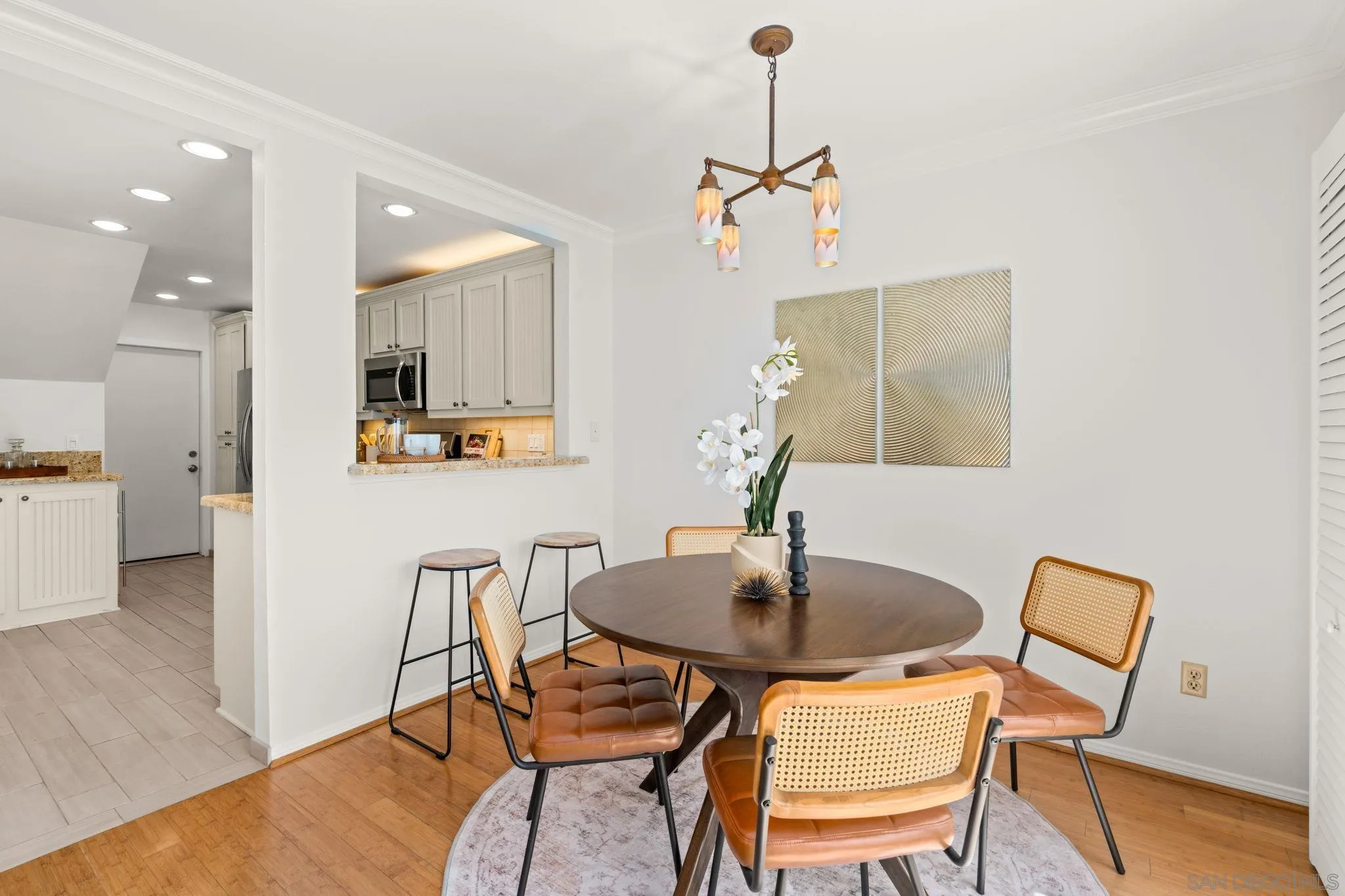https://cdn.realtyfeed.com/cdn/127/260008334/538ee39789ec740b8cca44abb255c084.webp