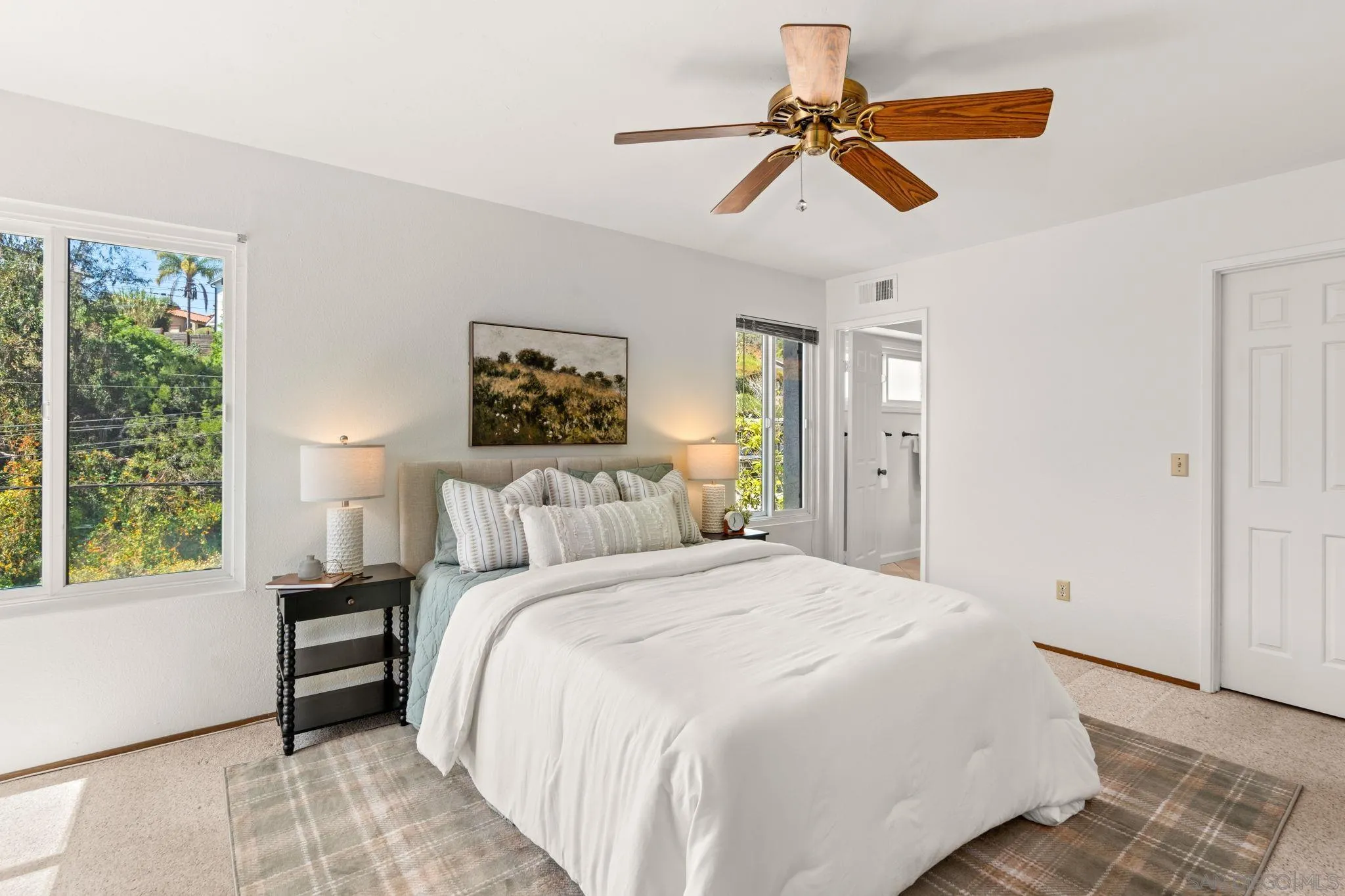 https://cdn.realtyfeed.com/cdn/127/260008334/6f7e94f92d5340f9d72e626126751c9f.webp