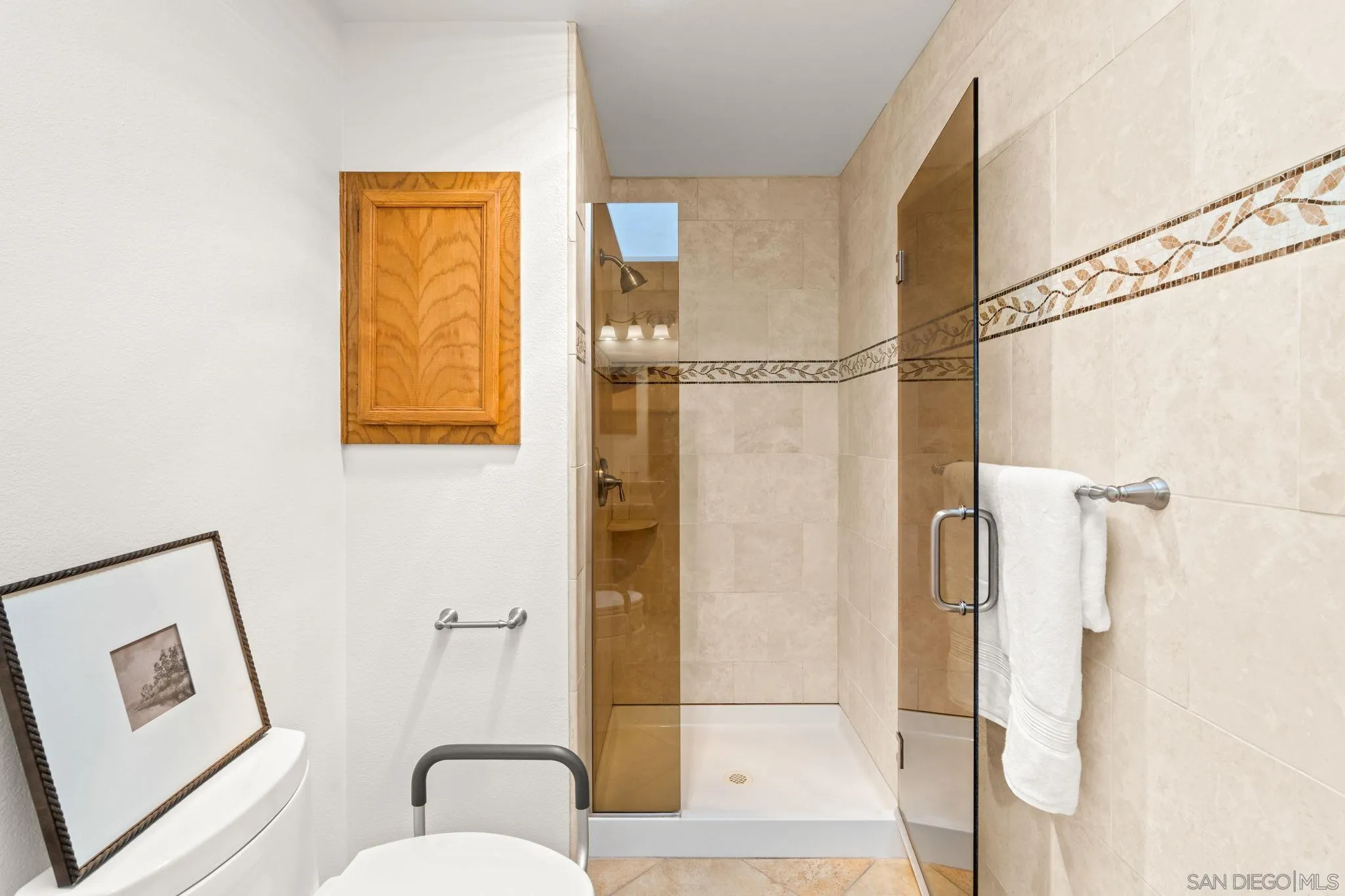 https://cdn.realtyfeed.com/cdn/127/260008334/75c6a188d137cc66e1ede07b0b2489a5.webp