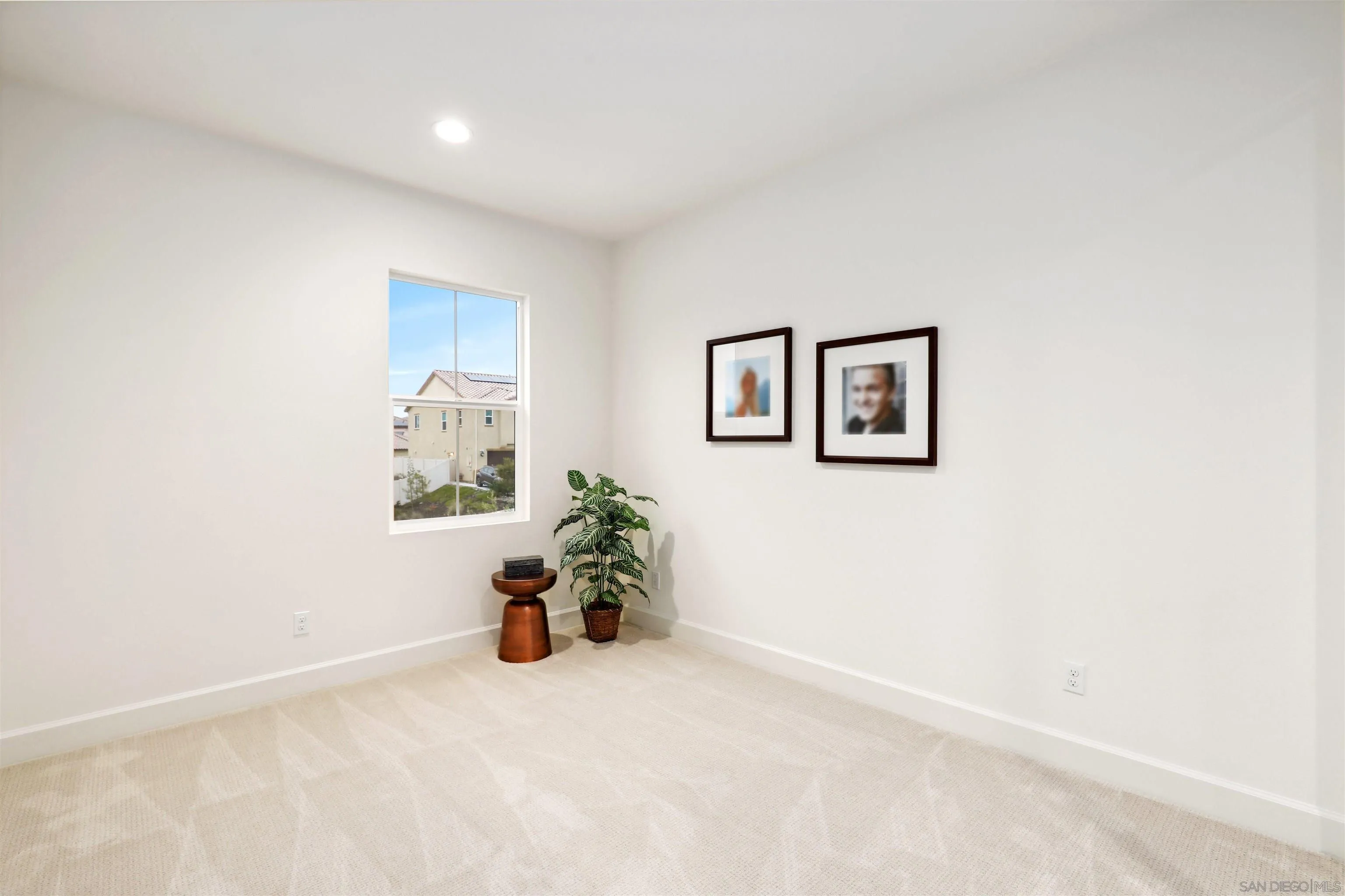 https://cdn.realtyfeed.com/cdn/127/260008335/5549b4e4b10d5bebbb383d8c294ffc22.webp
