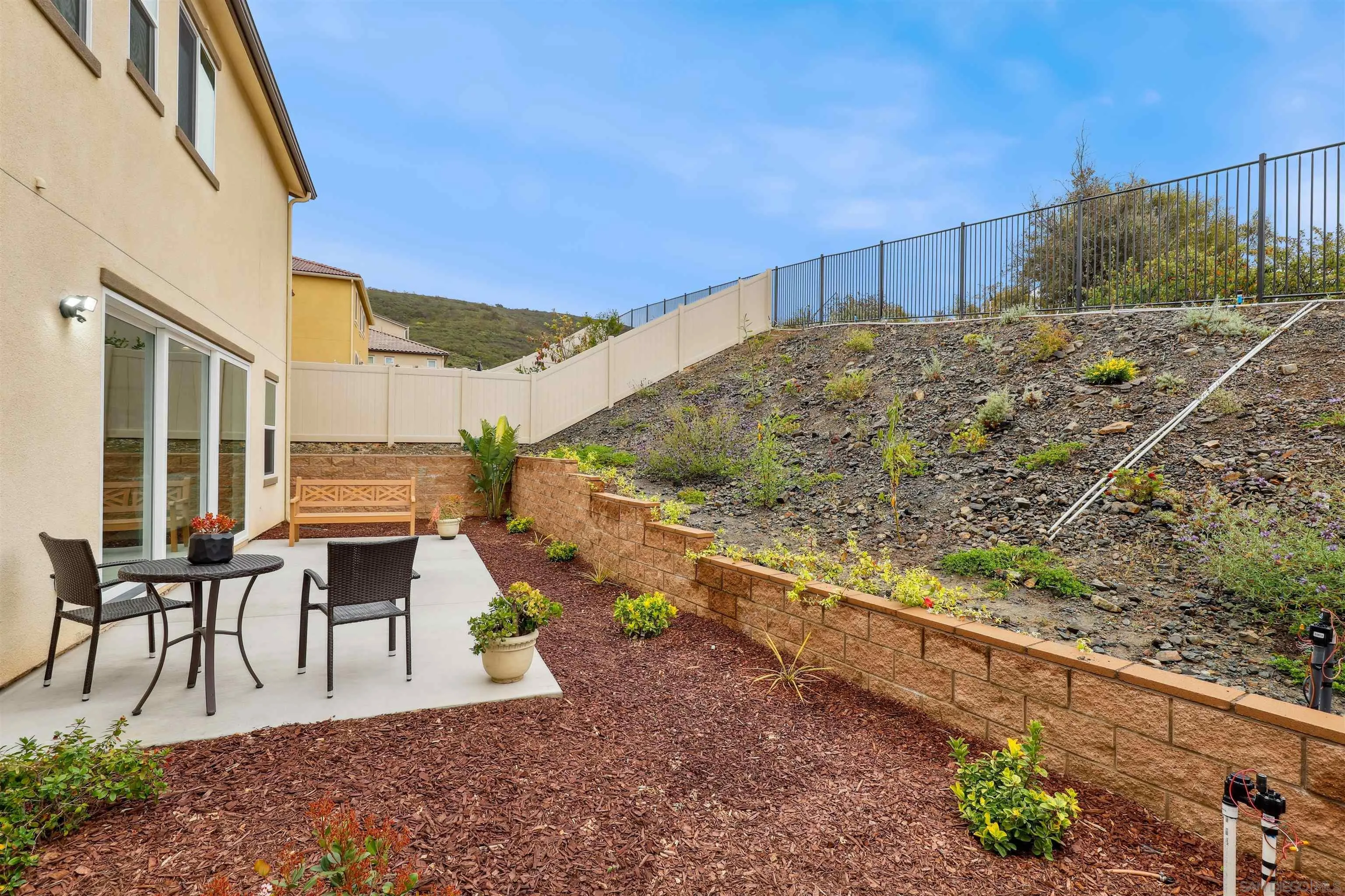 https://cdn.realtyfeed.com/cdn/127/260008335/7e8c82624aee9d9c7377c22b9c6e2305.webp