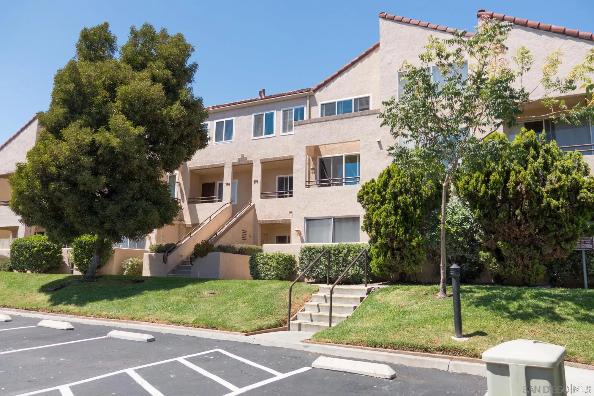 https://cdn.realtyfeed.com/cdn/127/260008336/67dc9e25a822326081bd63a8d0bb7aa5.webp