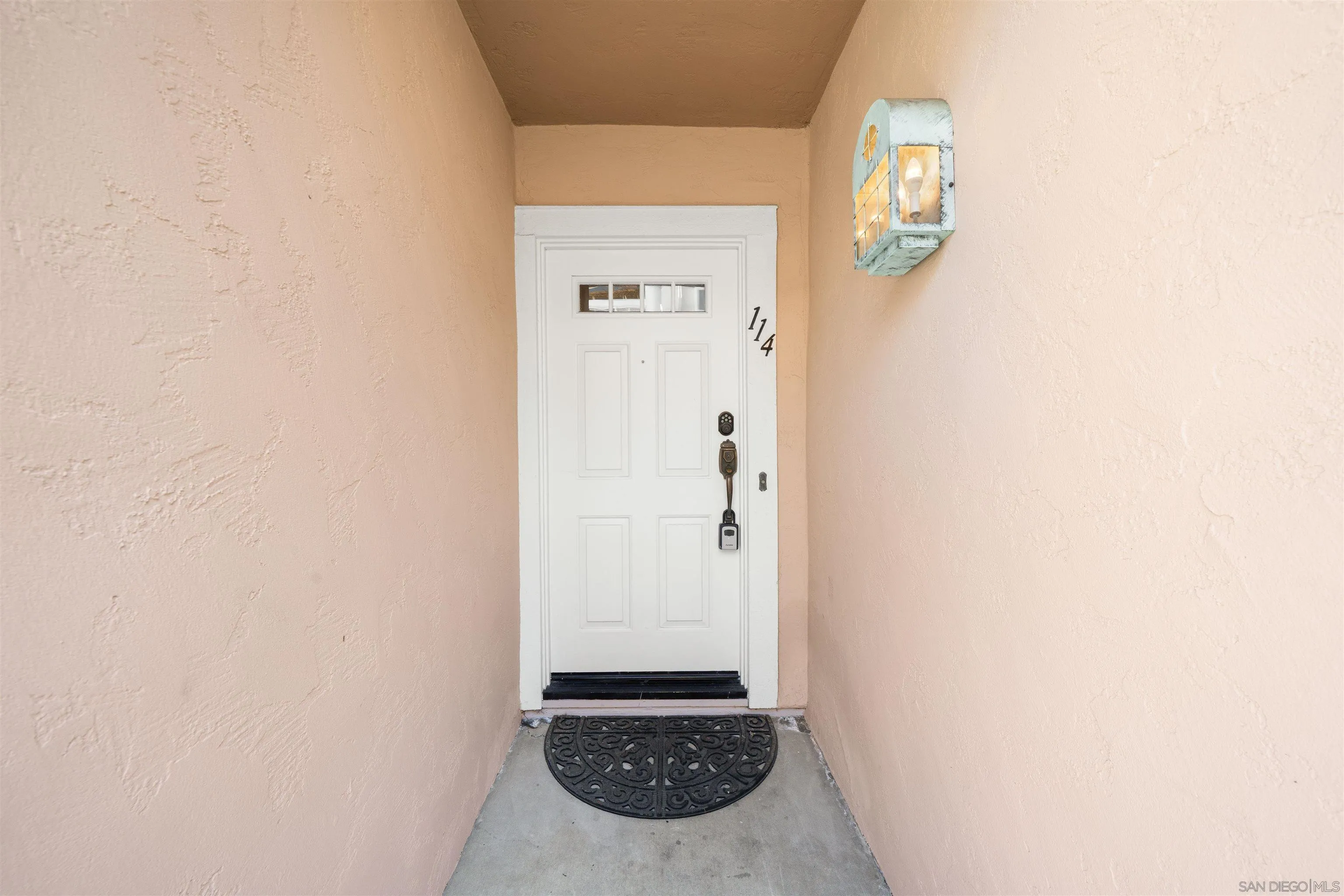Photo #3: 260008337 Listing: Photo #3
