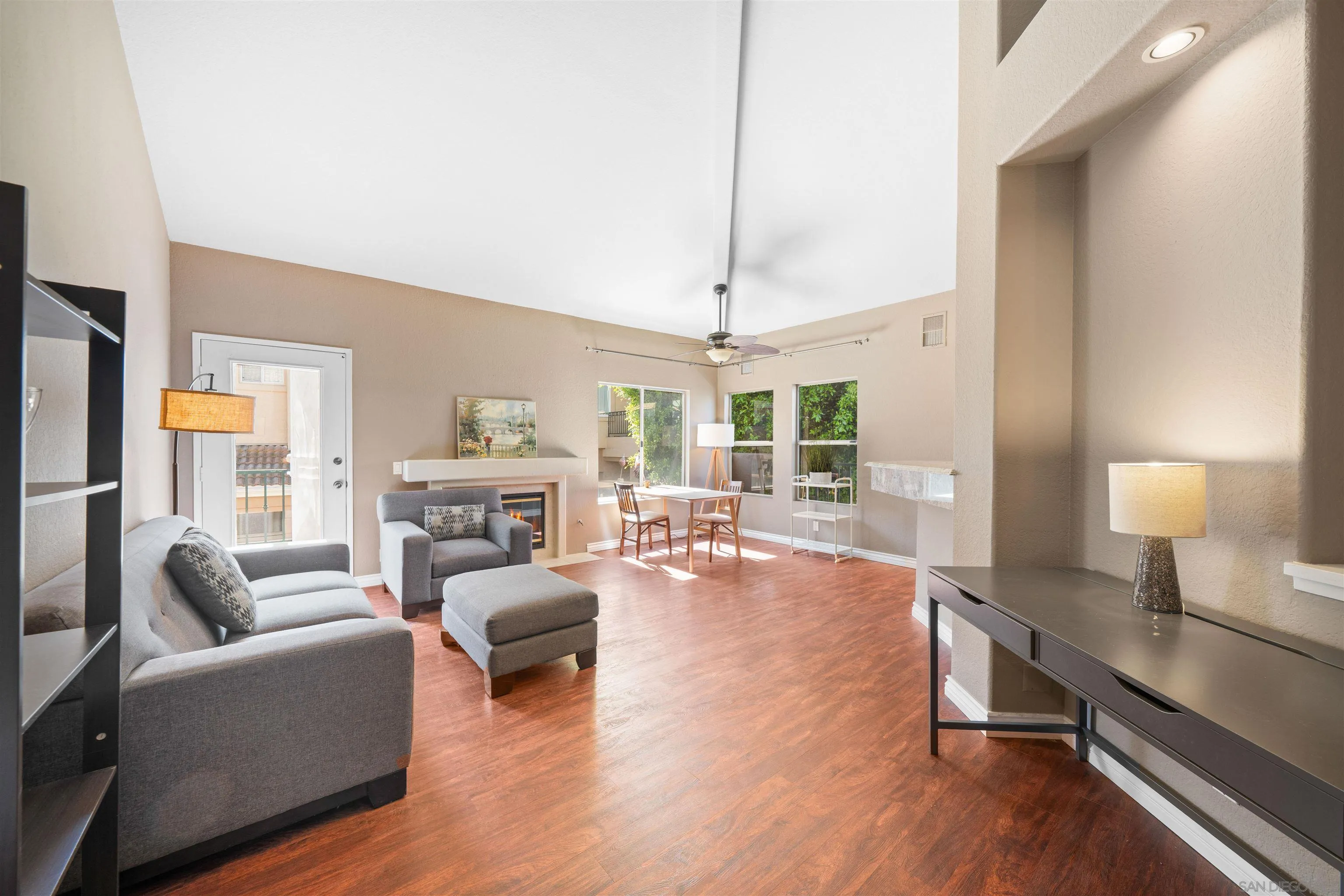 Photo #5: 260008337 Listing: Photo #5