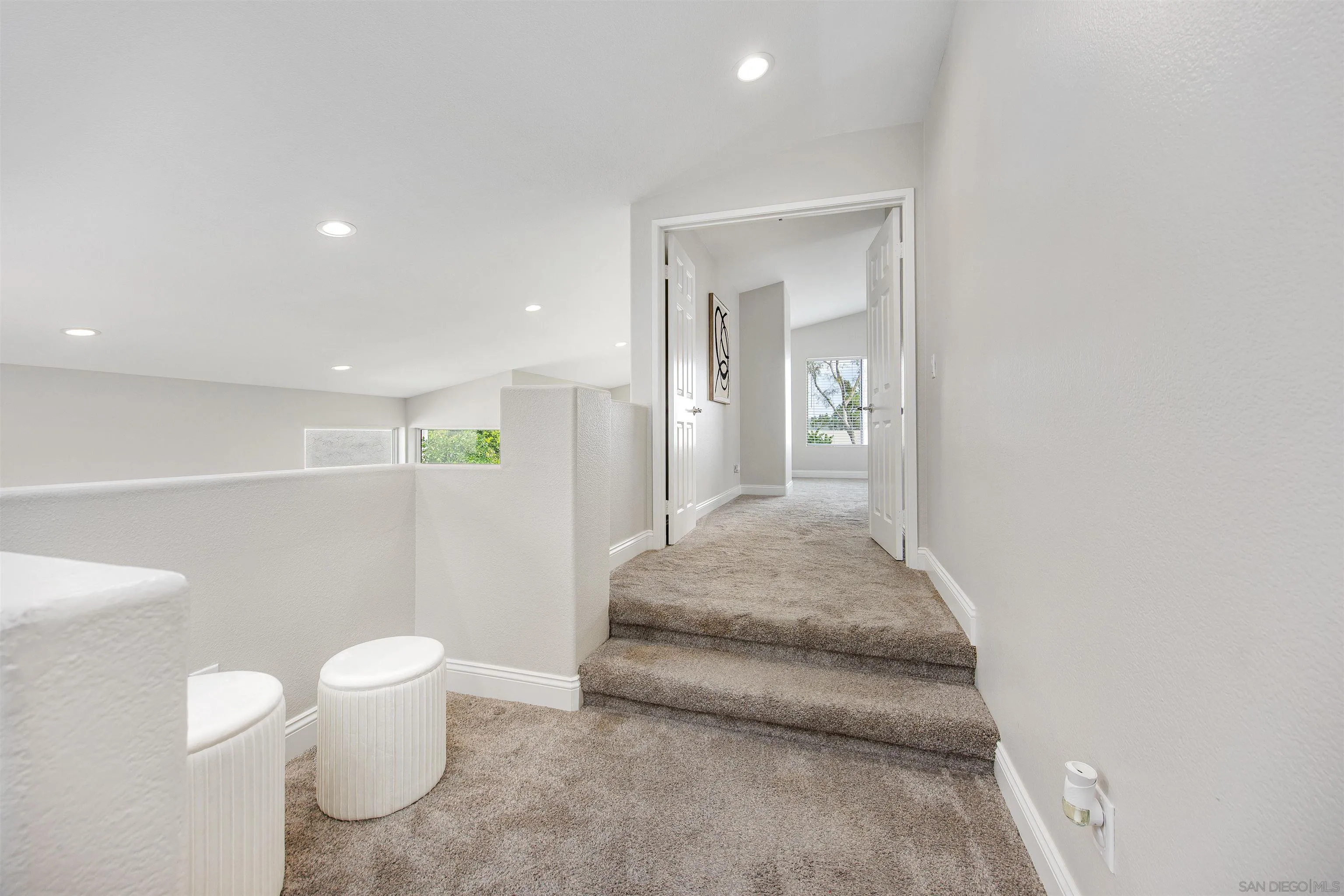 https://cdn.realtyfeed.com/cdn/127/260008344/2e6b0343e268c9430b0b6e59dcc31c73.webp