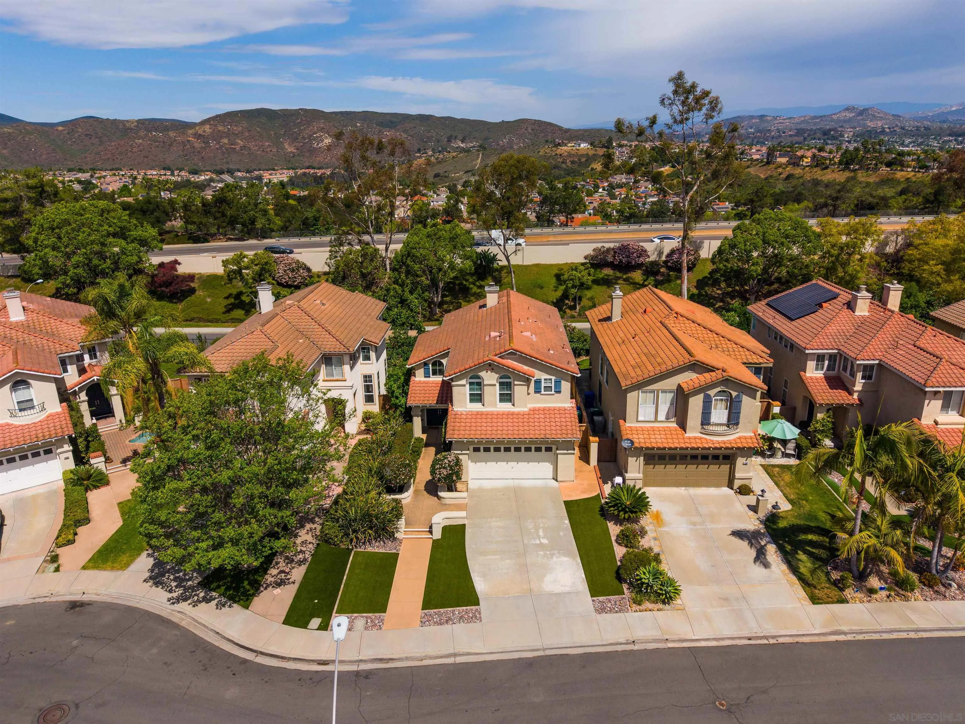 https://cdn.realtyfeed.com/cdn/127/260008344/5860fdd0849e5ec18972aa7912411c60.webp