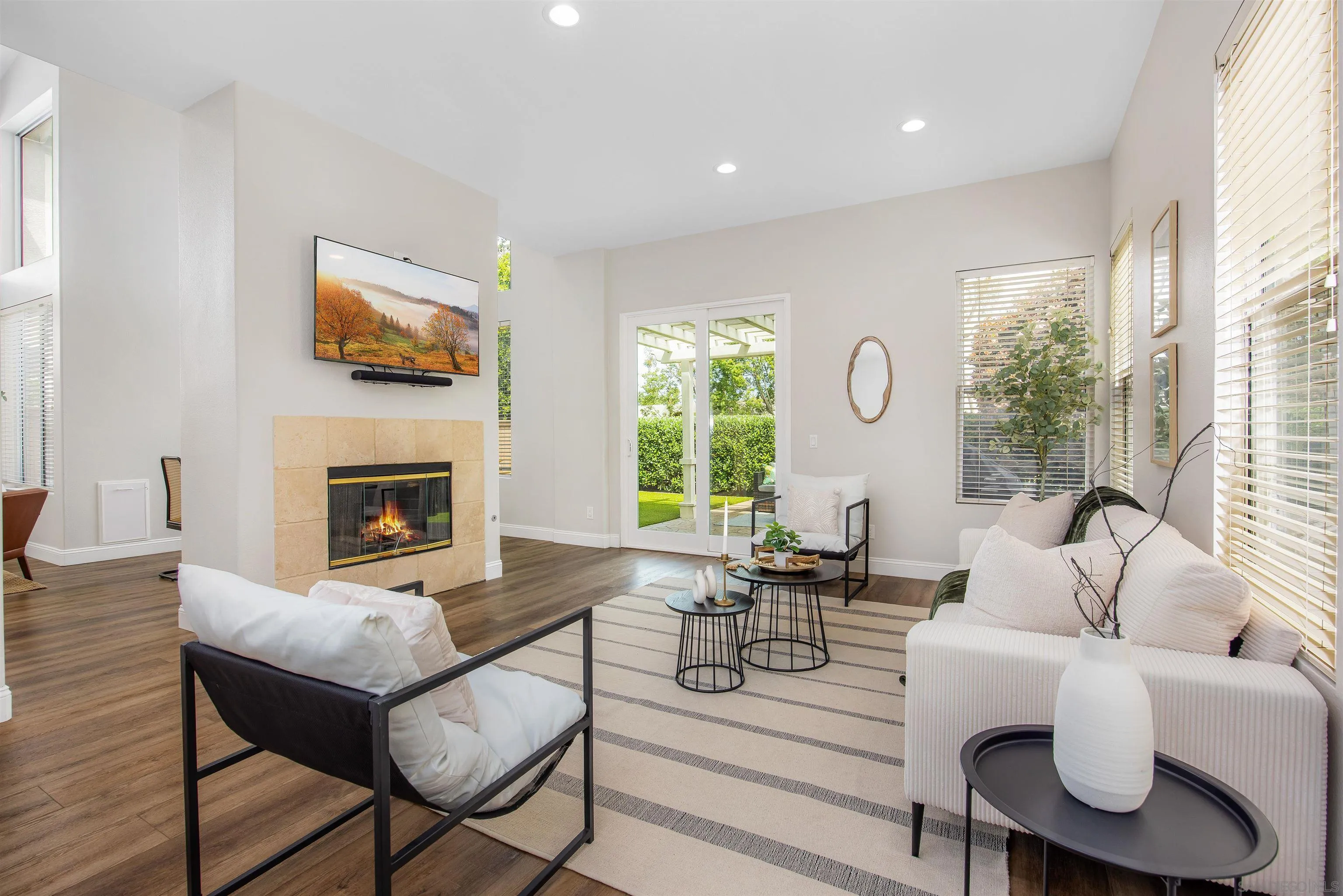 https://cdn.realtyfeed.com/cdn/127/260008344/f331e0bbe59d5374d821d11ddfa921b5.webp