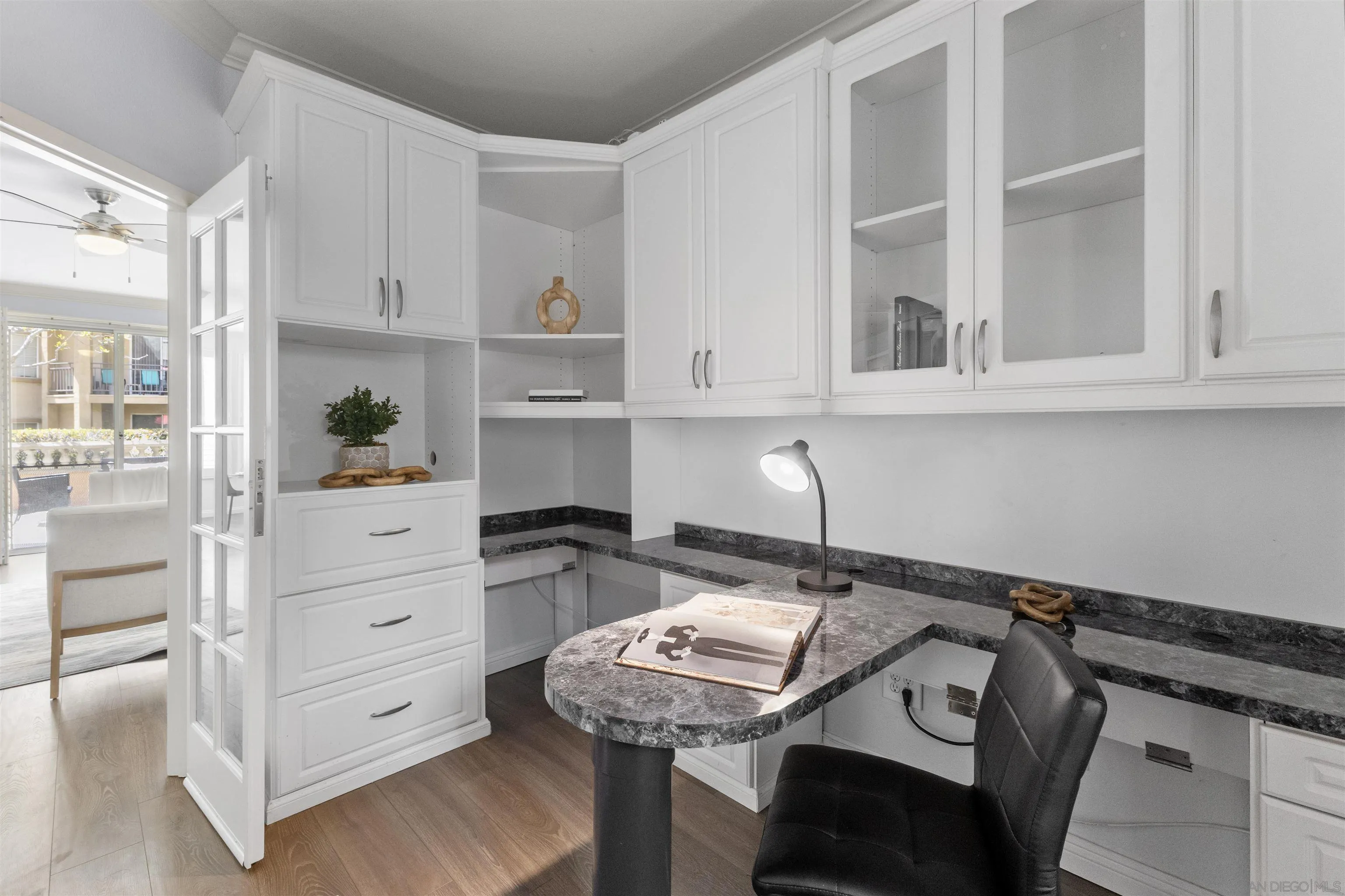 Photo #13: 260008345 Listing: Photo #13