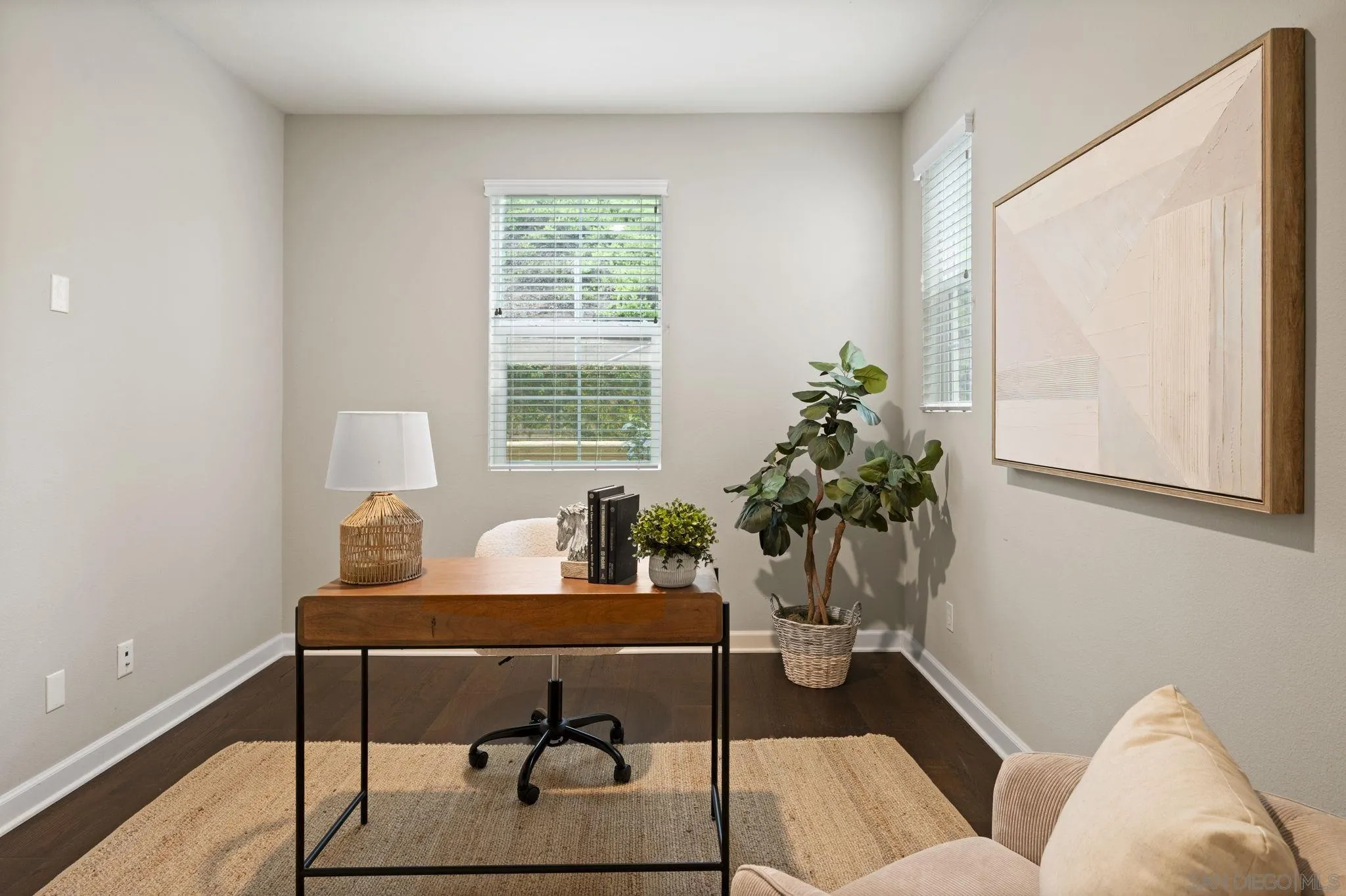 Photo #8: 260008346 Listing: Photo #8