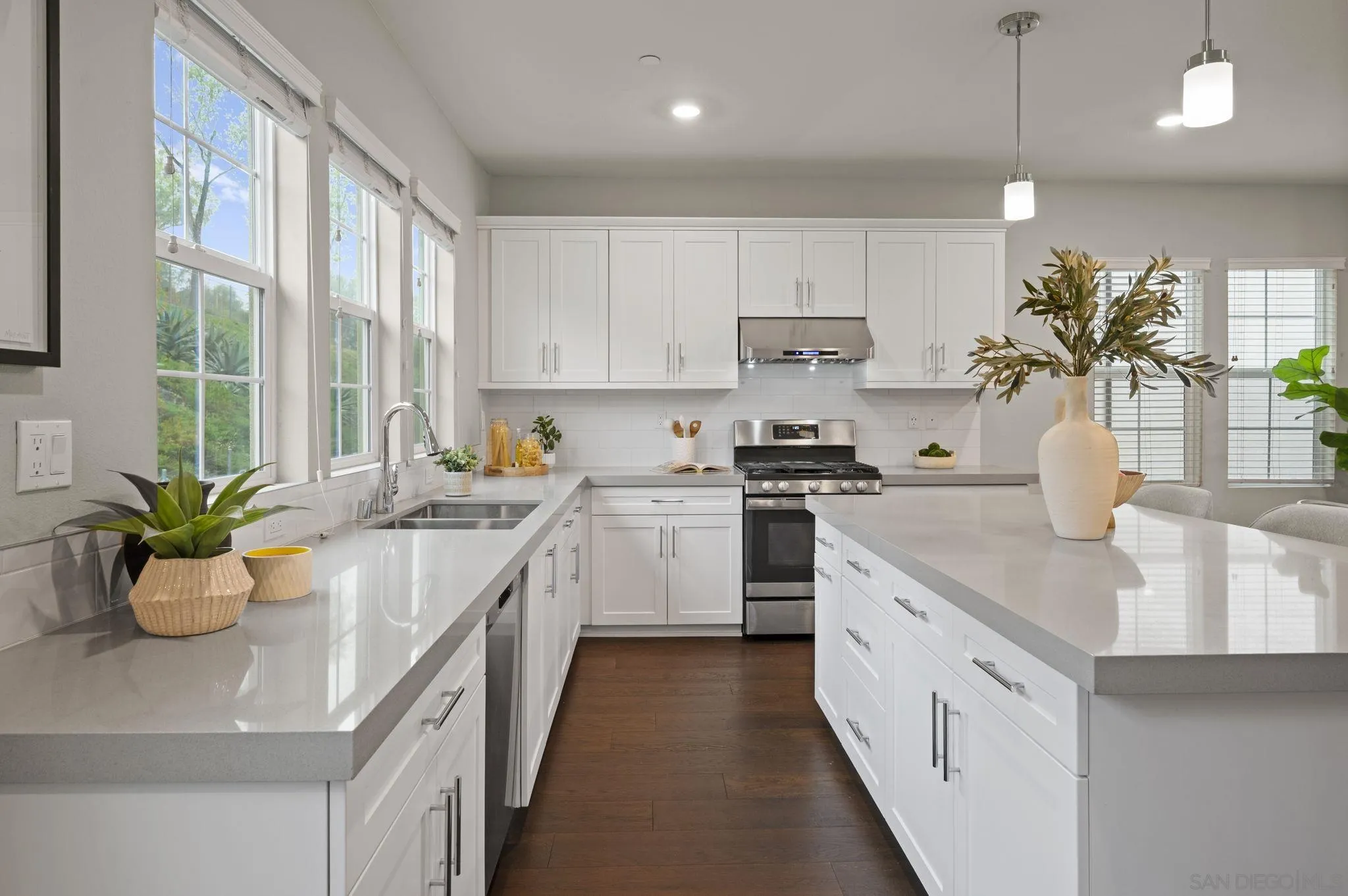 Featured listings