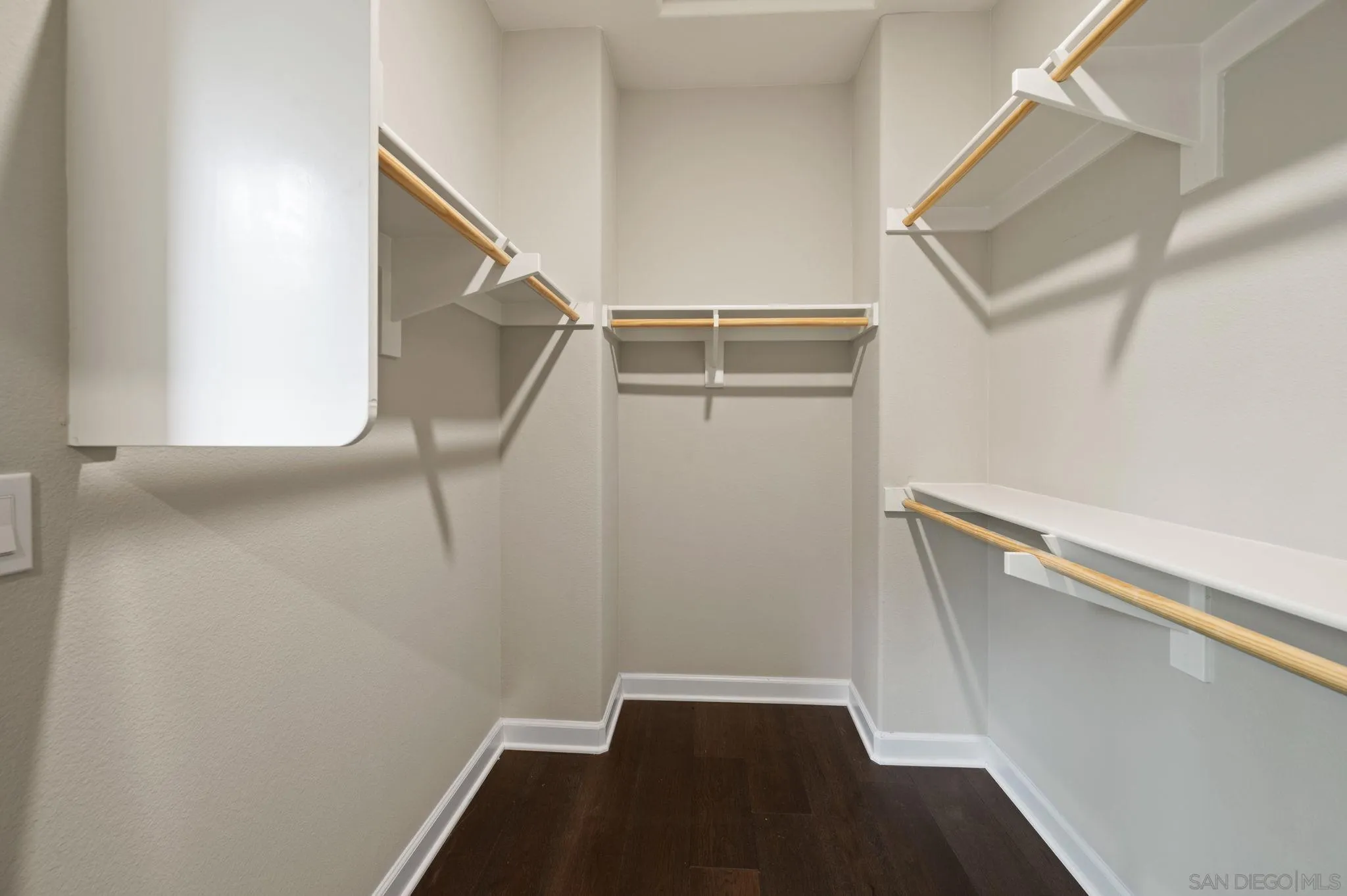 Photo #31: 260008346 Listing: Photo #31