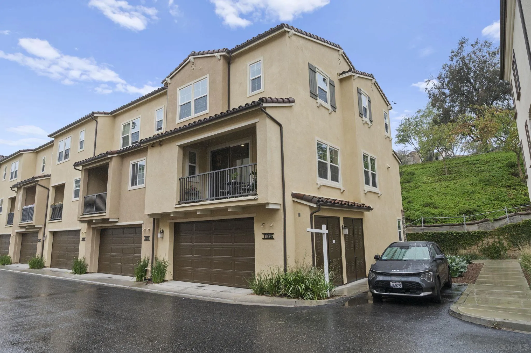 Photo #3: 260008346 Listing: Photo #3