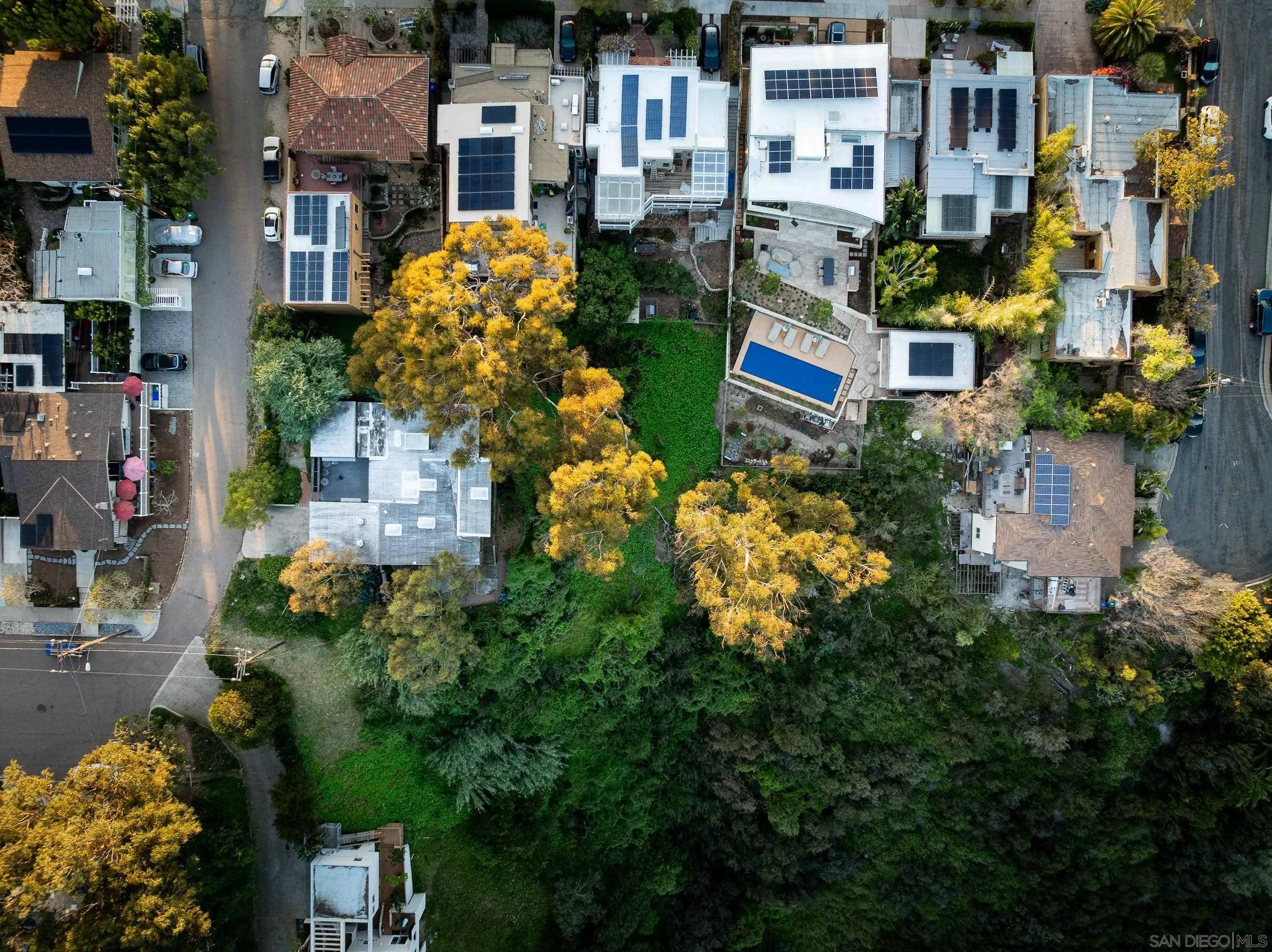 https://cdn.realtyfeed.com/cdn/127/260008349/9823fd5478ebfb8fd08419ee07866152.webp