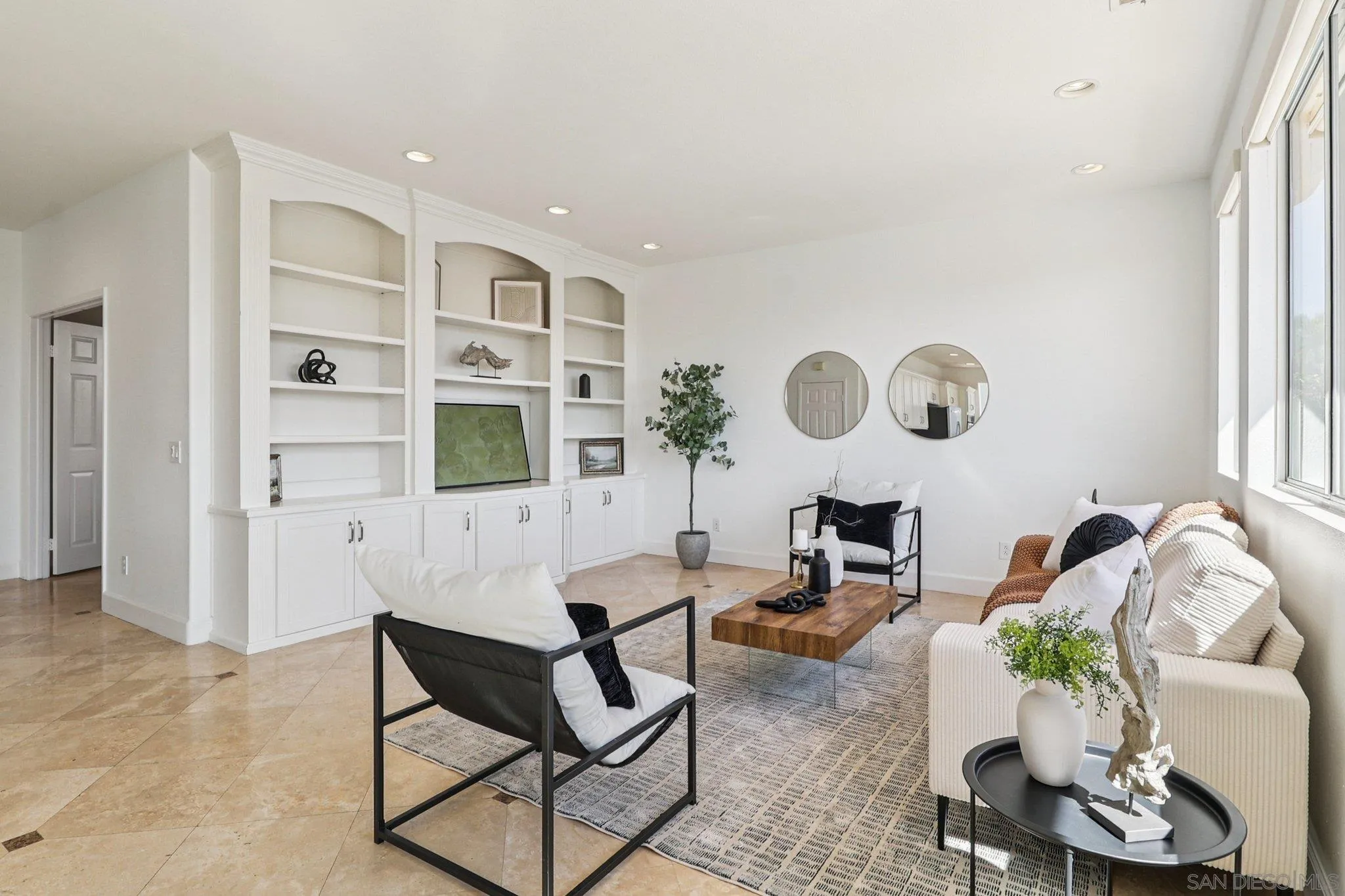https://cdn.realtyfeed.com/cdn/127/260008350/97e64fcf0fd252ead92286427a85584f.webp