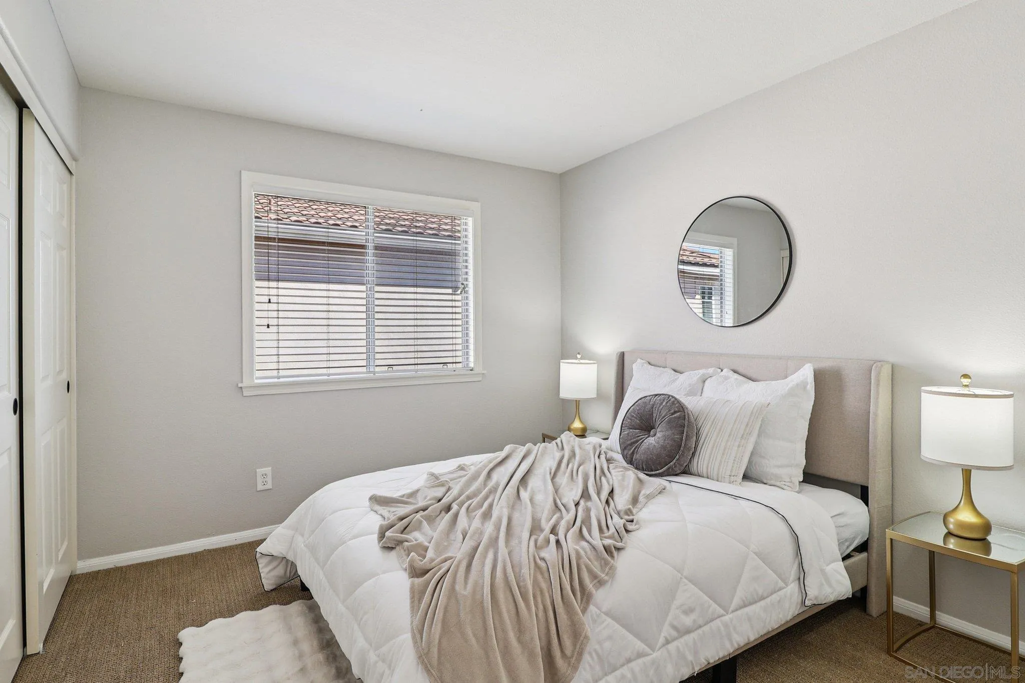 https://cdn.realtyfeed.com/cdn/127/260008350/f3f8a4dff4574852ad4b3599da9d870f.webp