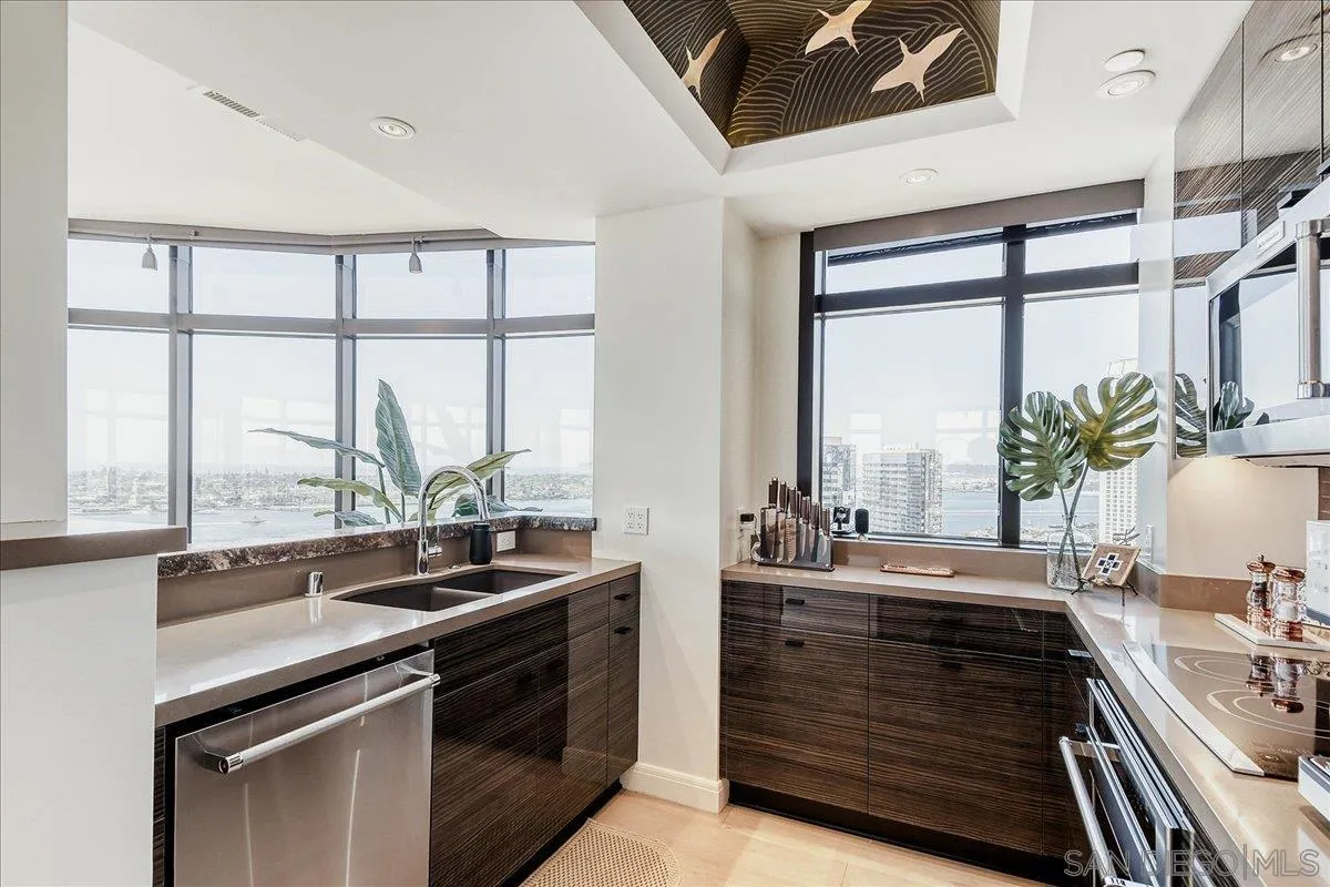 Photo #10: 260008351 Listing: Photo #10