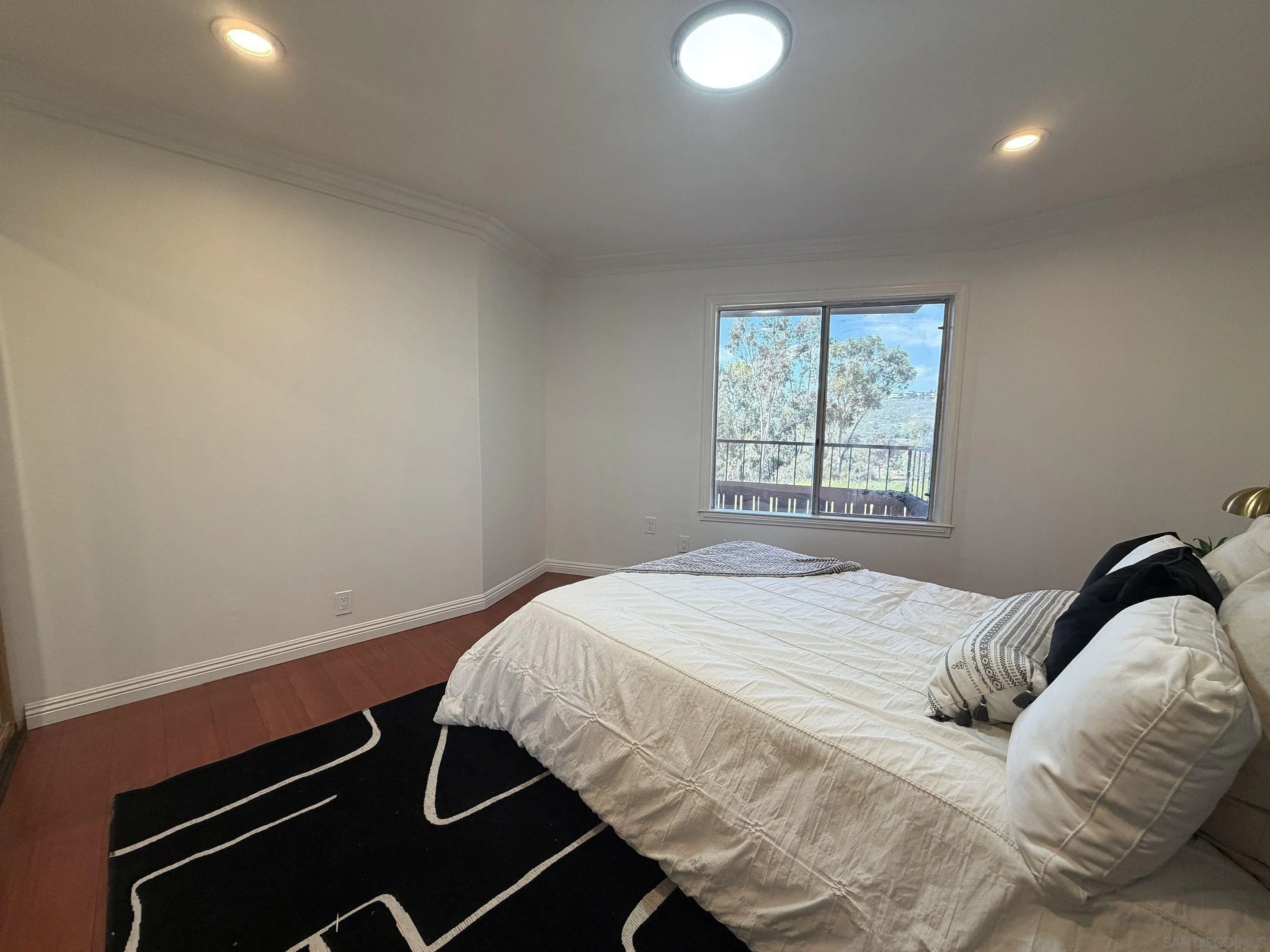 https://cdn.realtyfeed.com/cdn/127/260008355/47f6ac2608a51e717c0223a8d9c326c2.webp