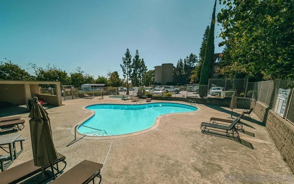 https://cdn.realtyfeed.com/cdn/127/260008355/77c8ea84805849d97af300680ff26739.webp