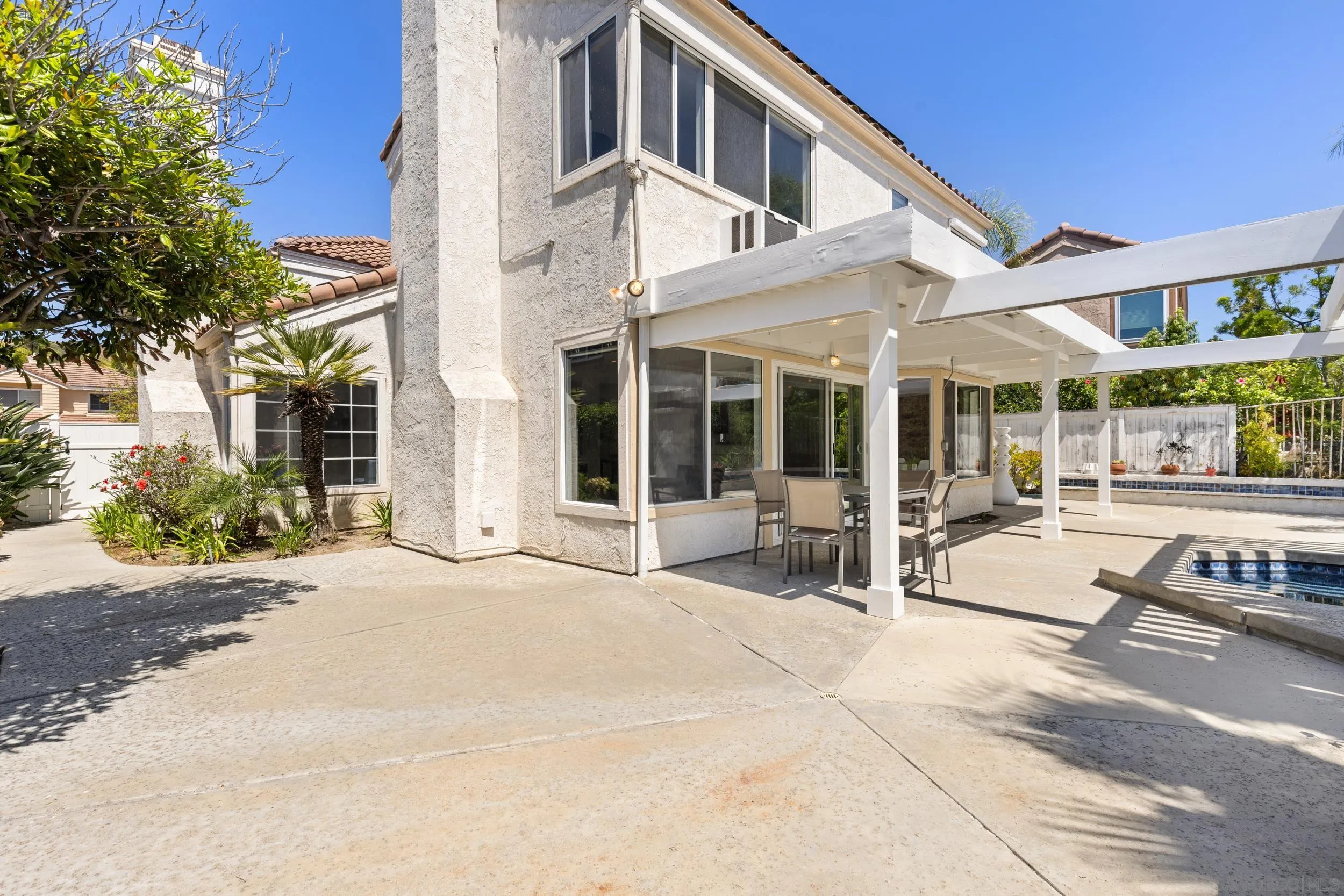 https://cdn.realtyfeed.com/cdn/127/260008360/b3f73050087d2f3a1f6a0ff364ceb0c4.webp