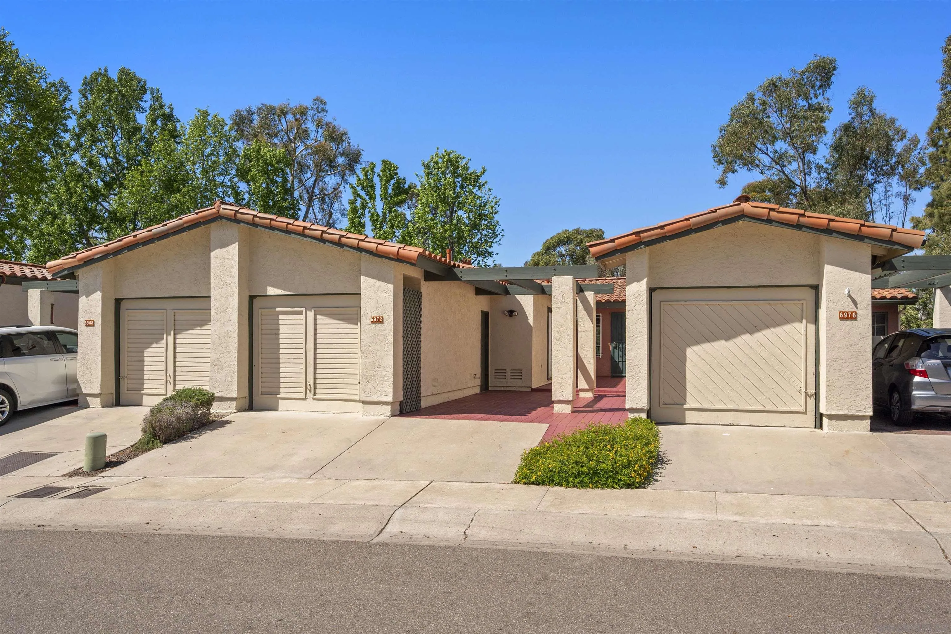 Photo #4: 260008364 Listing: Photo #4