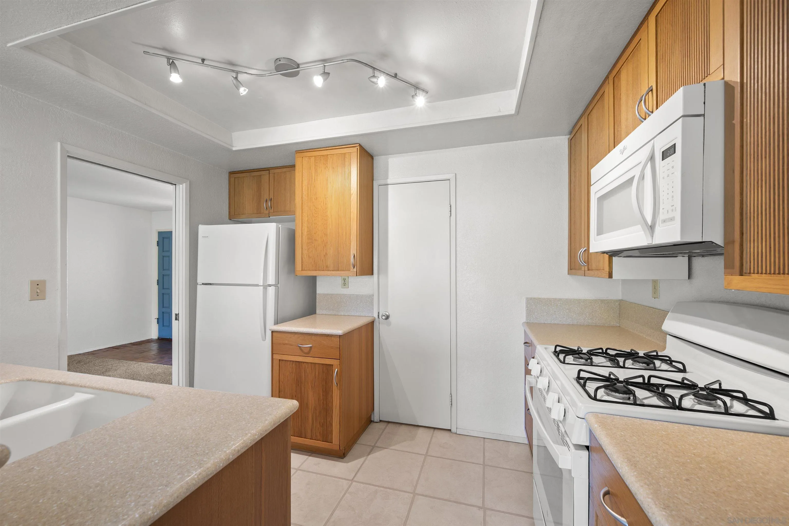 Photo #9: 260008364 Listing: Photo #9