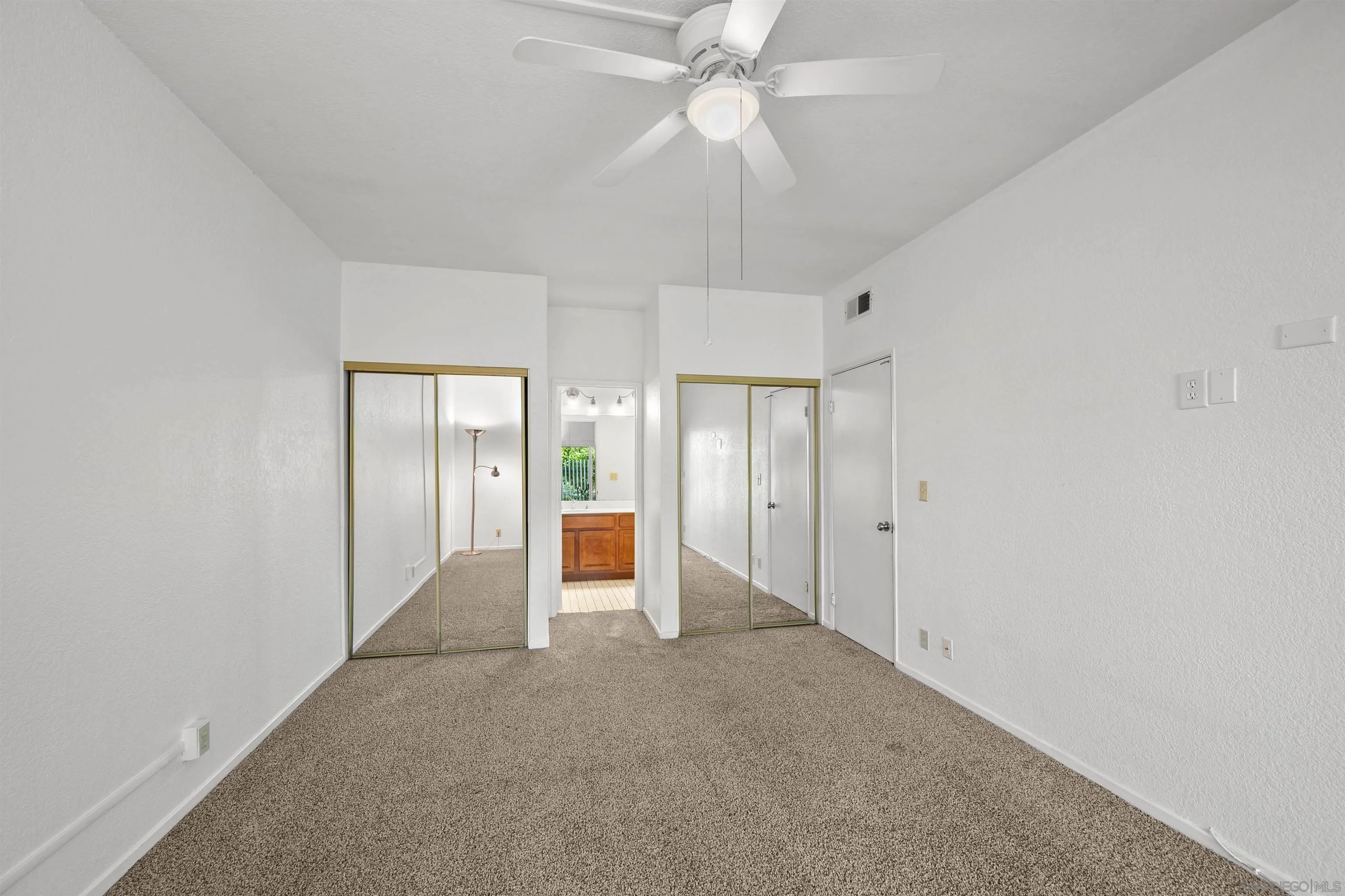 Photo #26: 260008364 Listing: Photo #26