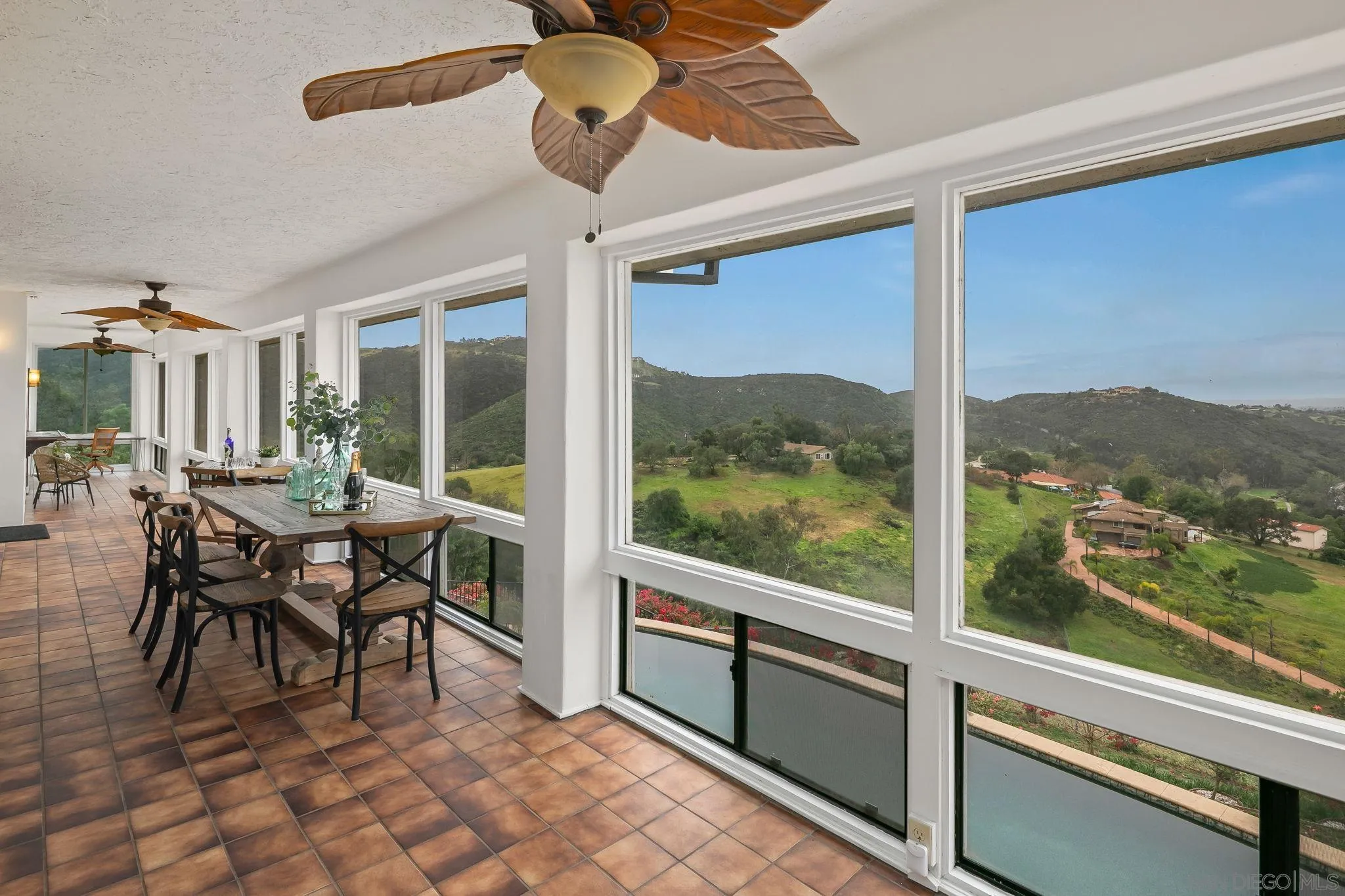 https://cdn.realtyfeed.com/cdn/127/260008365/6359f406494fe81f424c7bf79d826e65.webp