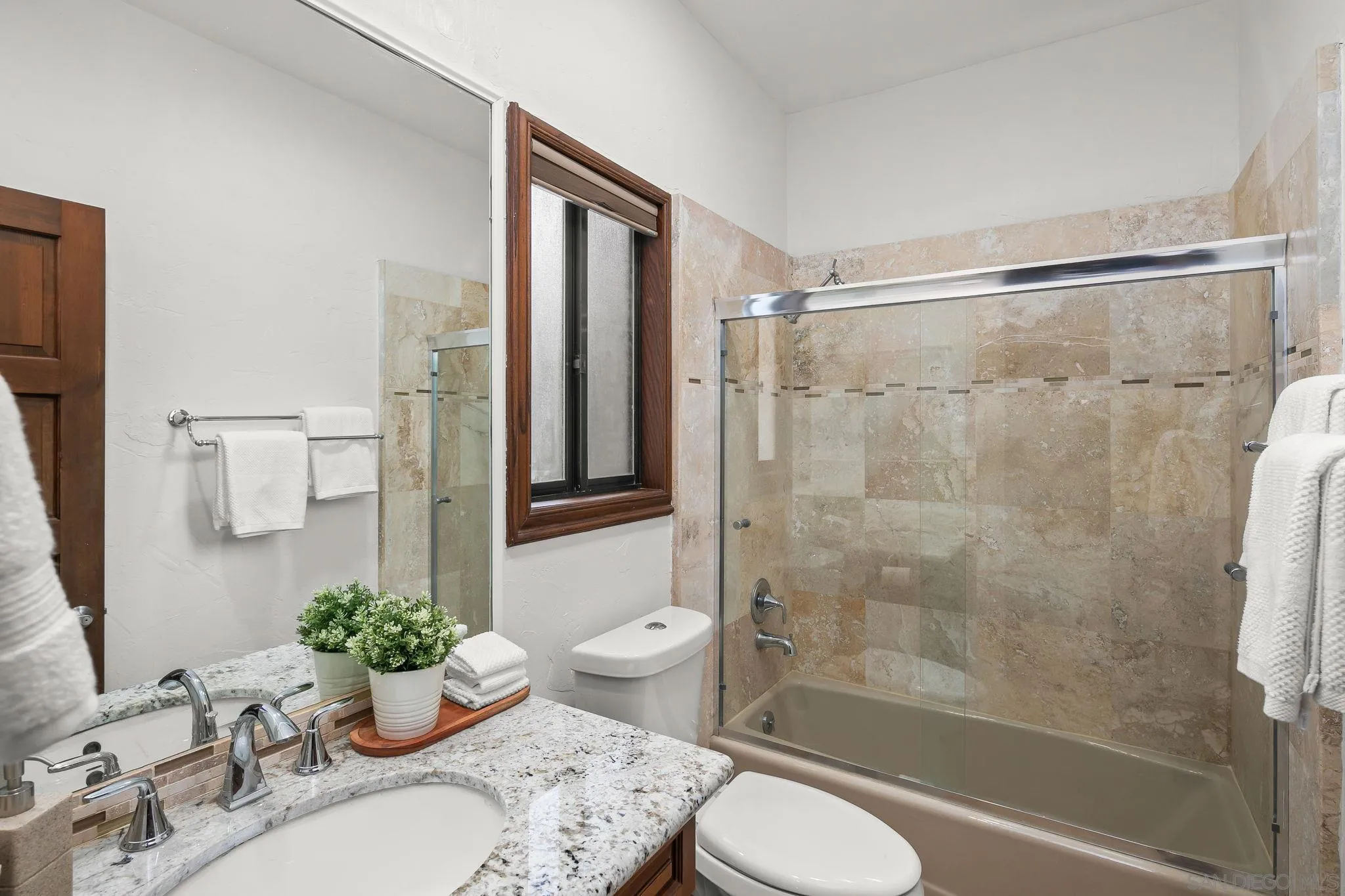 https://cdn.realtyfeed.com/cdn/127/260008365/6a9dcd07e3fa883fbc21b6b28618359a.webp