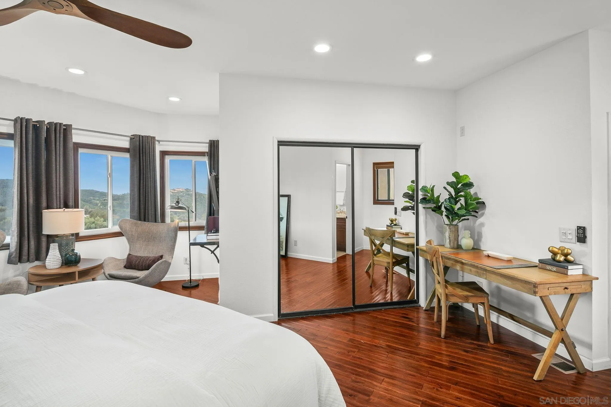 https://cdn.realtyfeed.com/cdn/127/260008365/d68c7f5eb361cb82a48641a0f677e878.webp