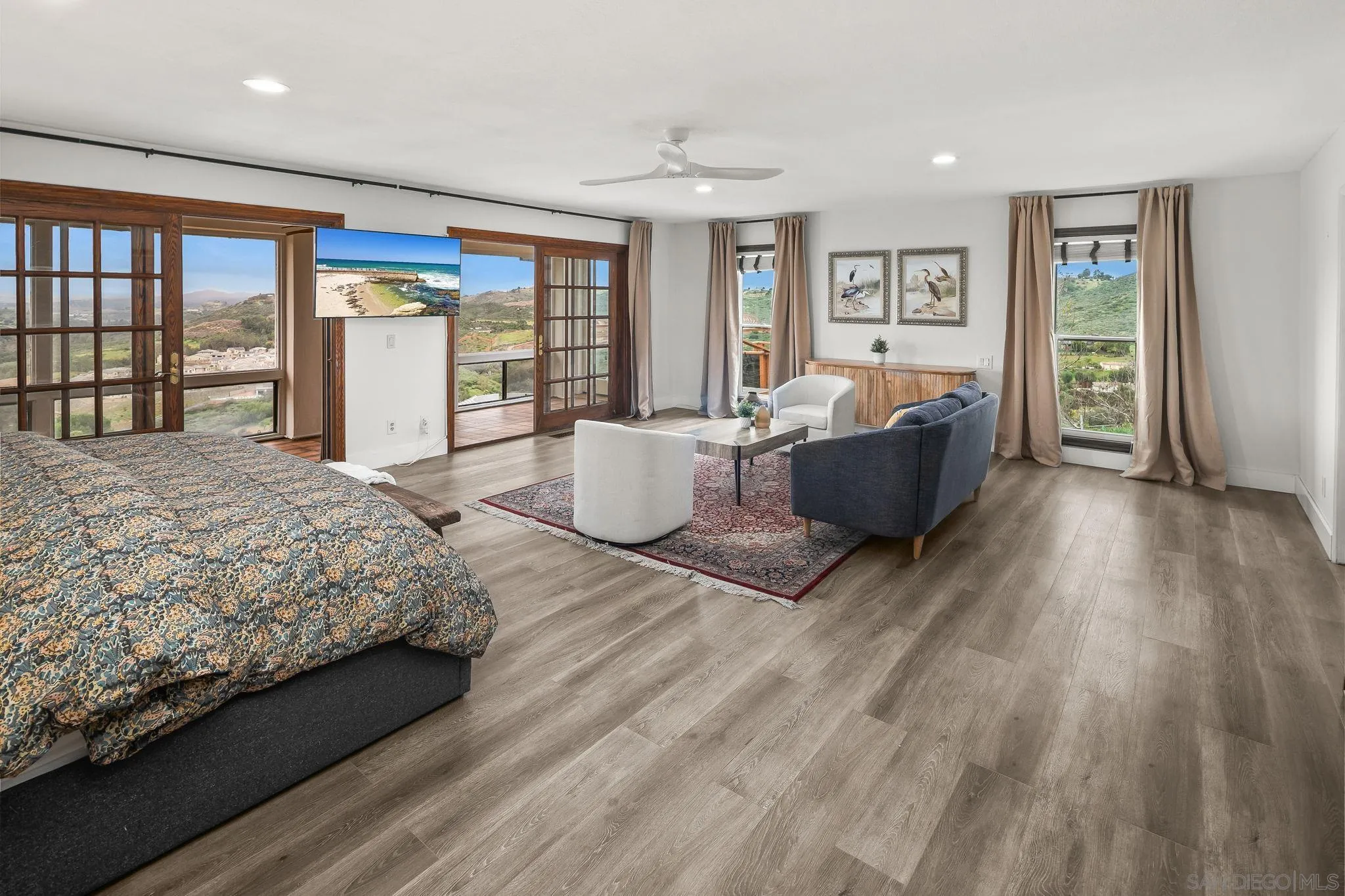 https://cdn.realtyfeed.com/cdn/127/260008365/f1c36f34f7bcf5d6519bc6a49fc295e8.webp