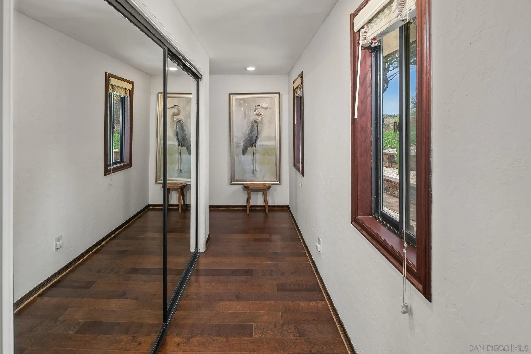 https://cdn.realtyfeed.com/cdn/127/260008365/fc487bd1758fd5a3c3a4a29d835dbc95.webp