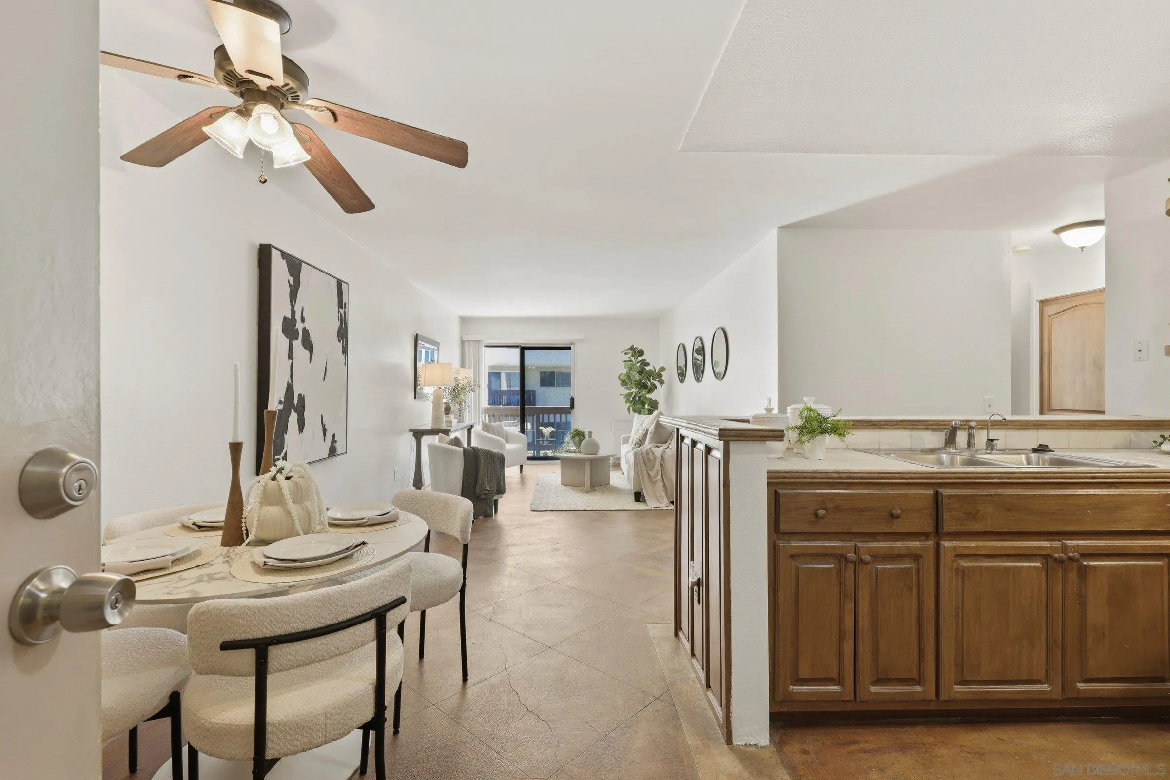 Photo #2: 260008368 Listing: Photo #2