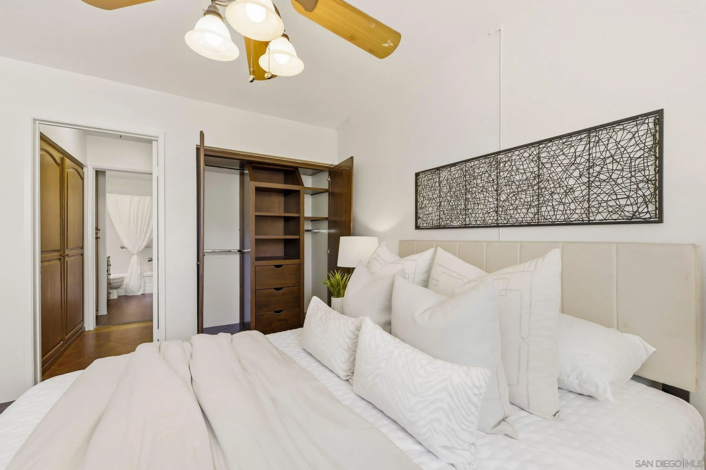 Photo #17: 260008368 Listing: Photo #17