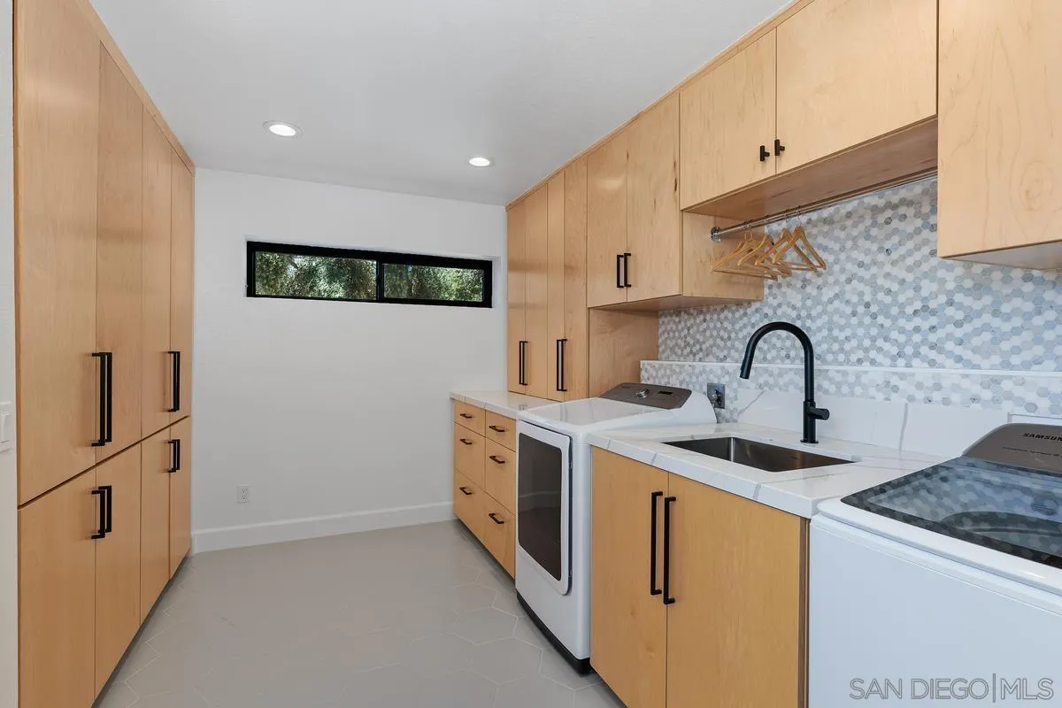 https://cdn.realtyfeed.com/cdn/127/260008371/6c8a68706ec510fb1795164efb79e872.webp