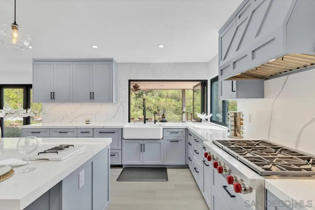 https://cdn.realtyfeed.com/cdn/127/260008371/947f455cfb12bc8453e893a16fee2500.webp