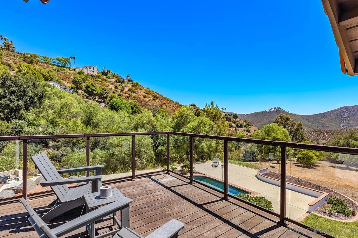 https://cdn.realtyfeed.com/cdn/127/260008371/9b2d98c12efc90749a7383e5cf435f0b.webp
