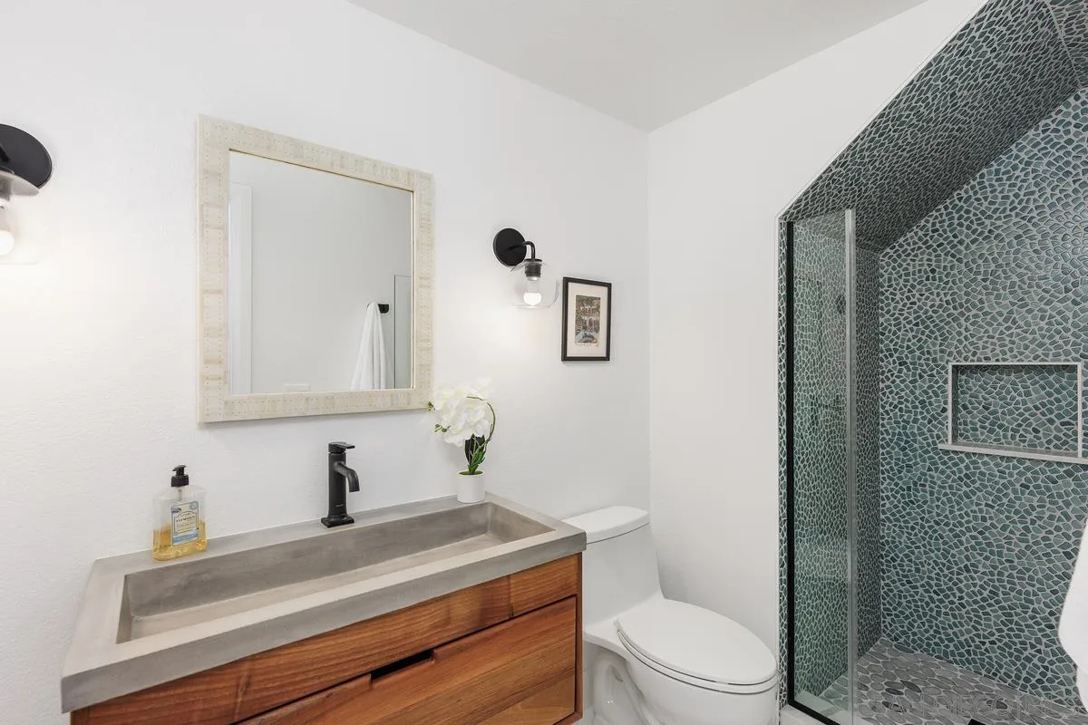 https://cdn.realtyfeed.com/cdn/127/260008371/f3deab7a38467be5178ef703fd4055d6.webp