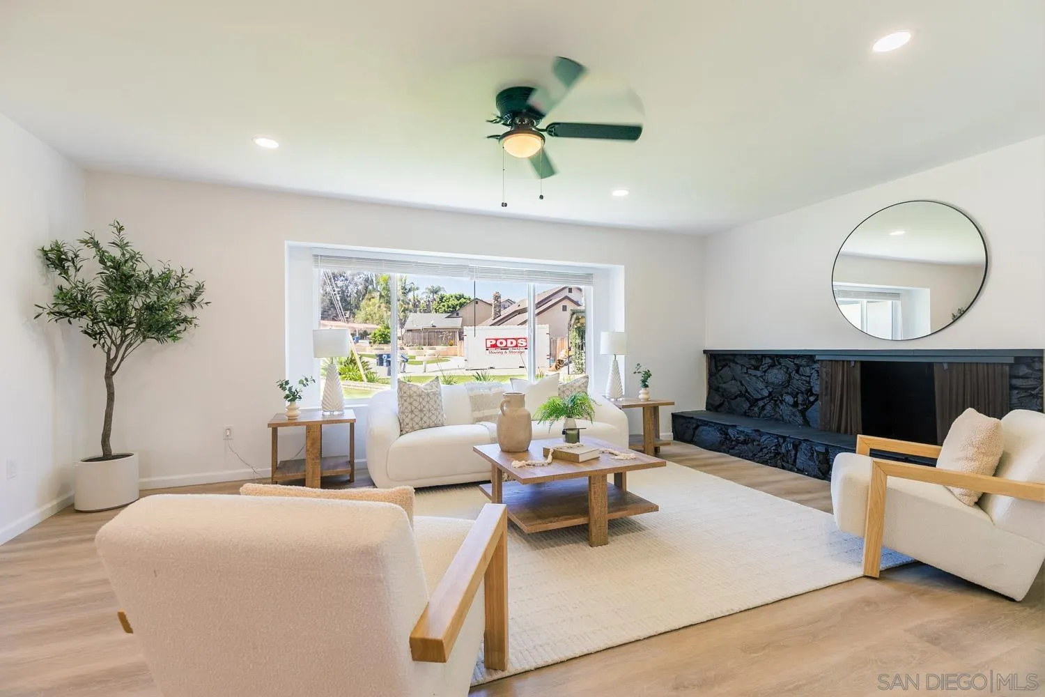 https://cdn.realtyfeed.com/cdn/127/260008372/0767f42313c8959226dffd90940850f1.webp