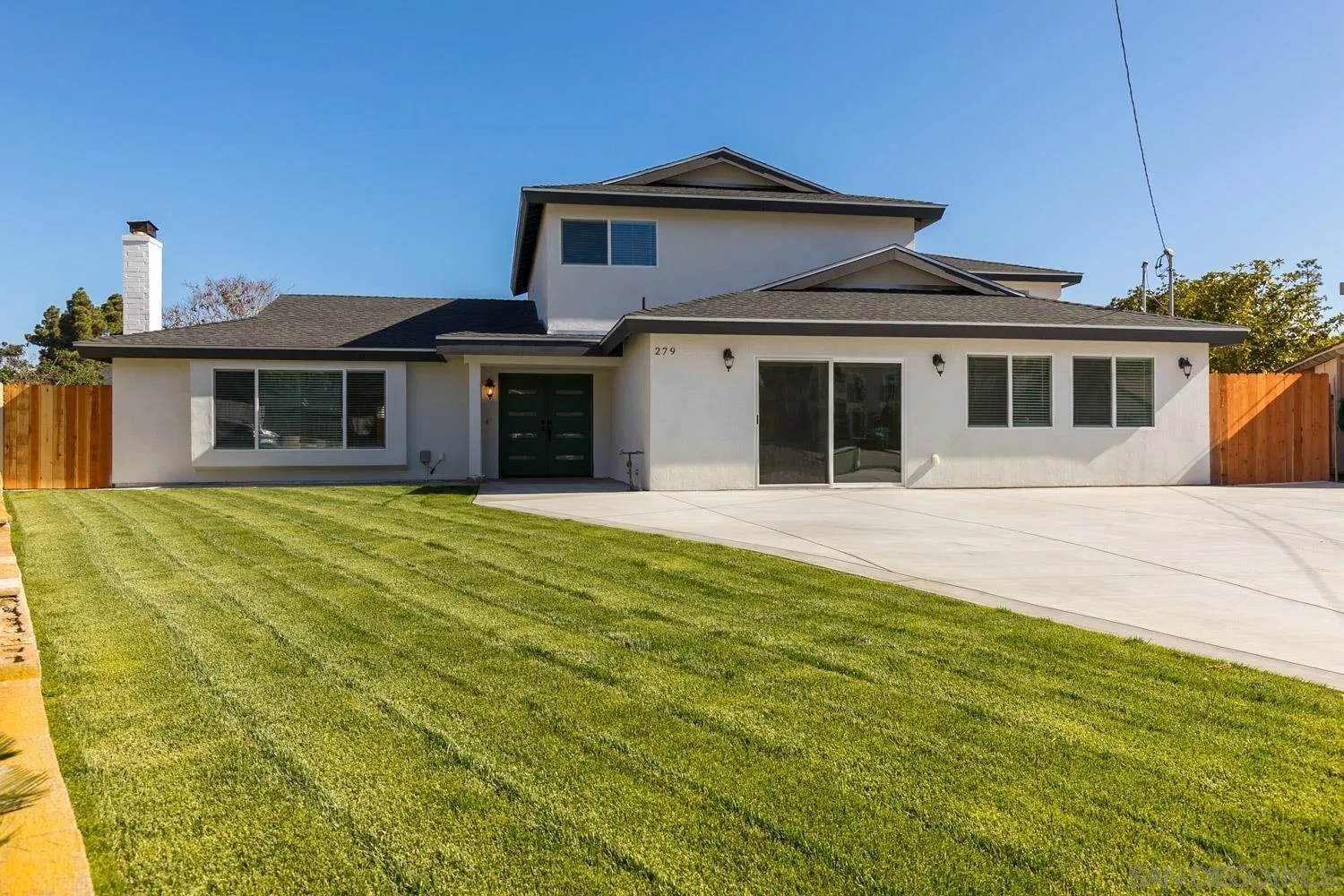 https://cdn.realtyfeed.com/cdn/127/260008372/7ba28fe9f4f6c3f70cb10d9a6e25d239.webp
