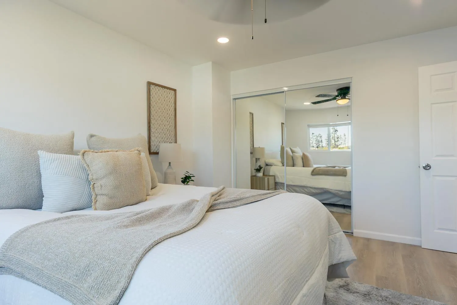 https://cdn.realtyfeed.com/cdn/127/260008372/d9bf51bf1a726cd559701a6b96b7f188.webp