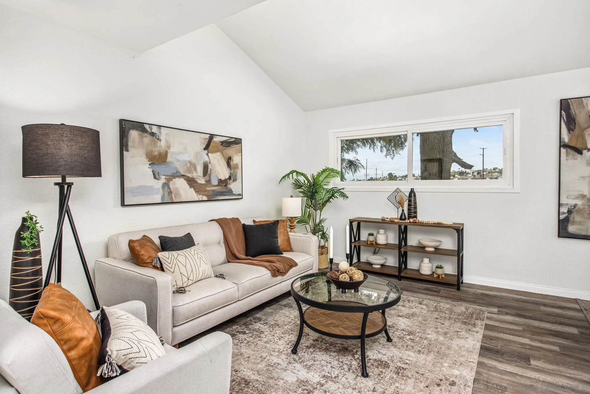 Photo #4: 260008375 Listing: Photo #4