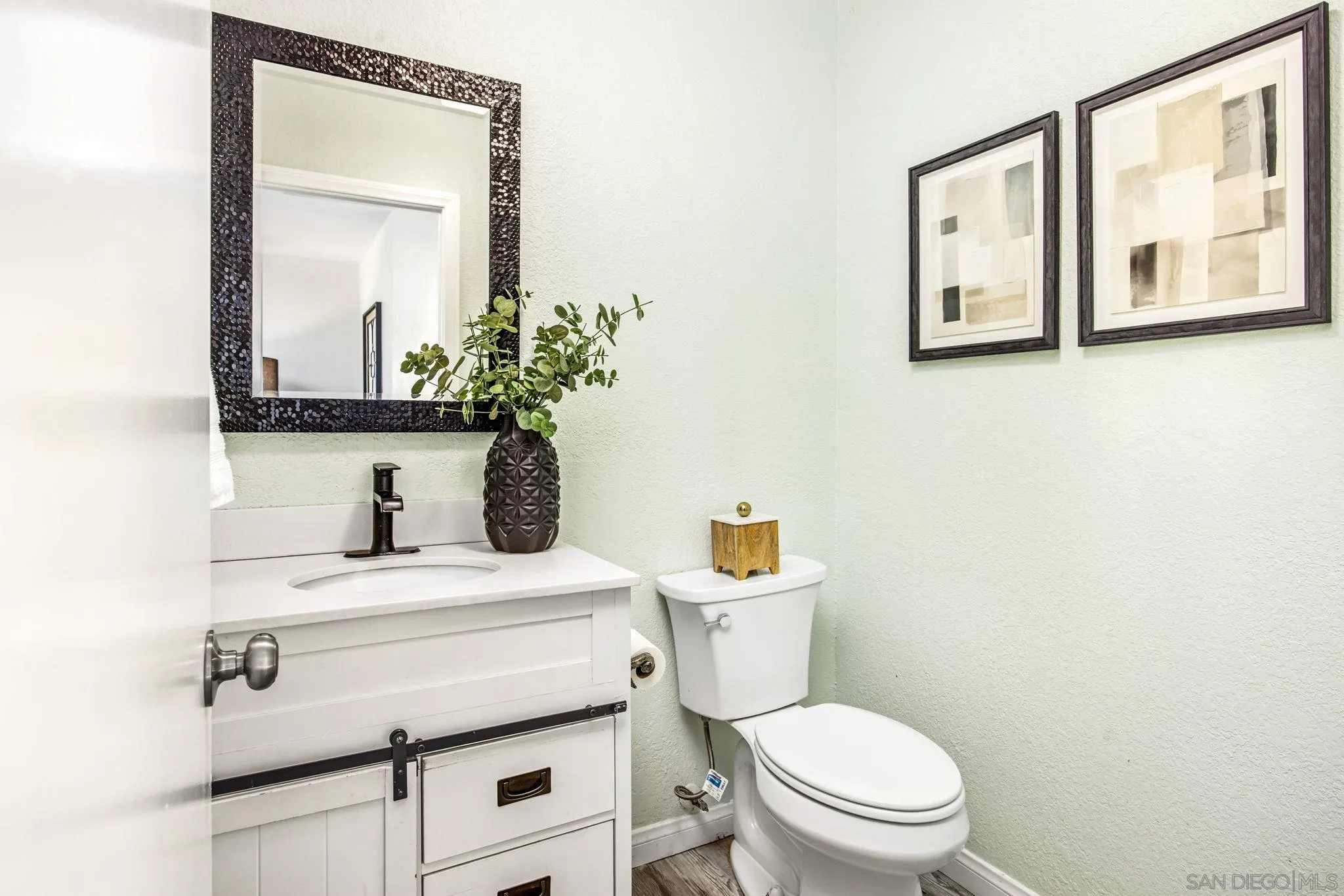 Photo #10: 260008375 Listing: Photo #10