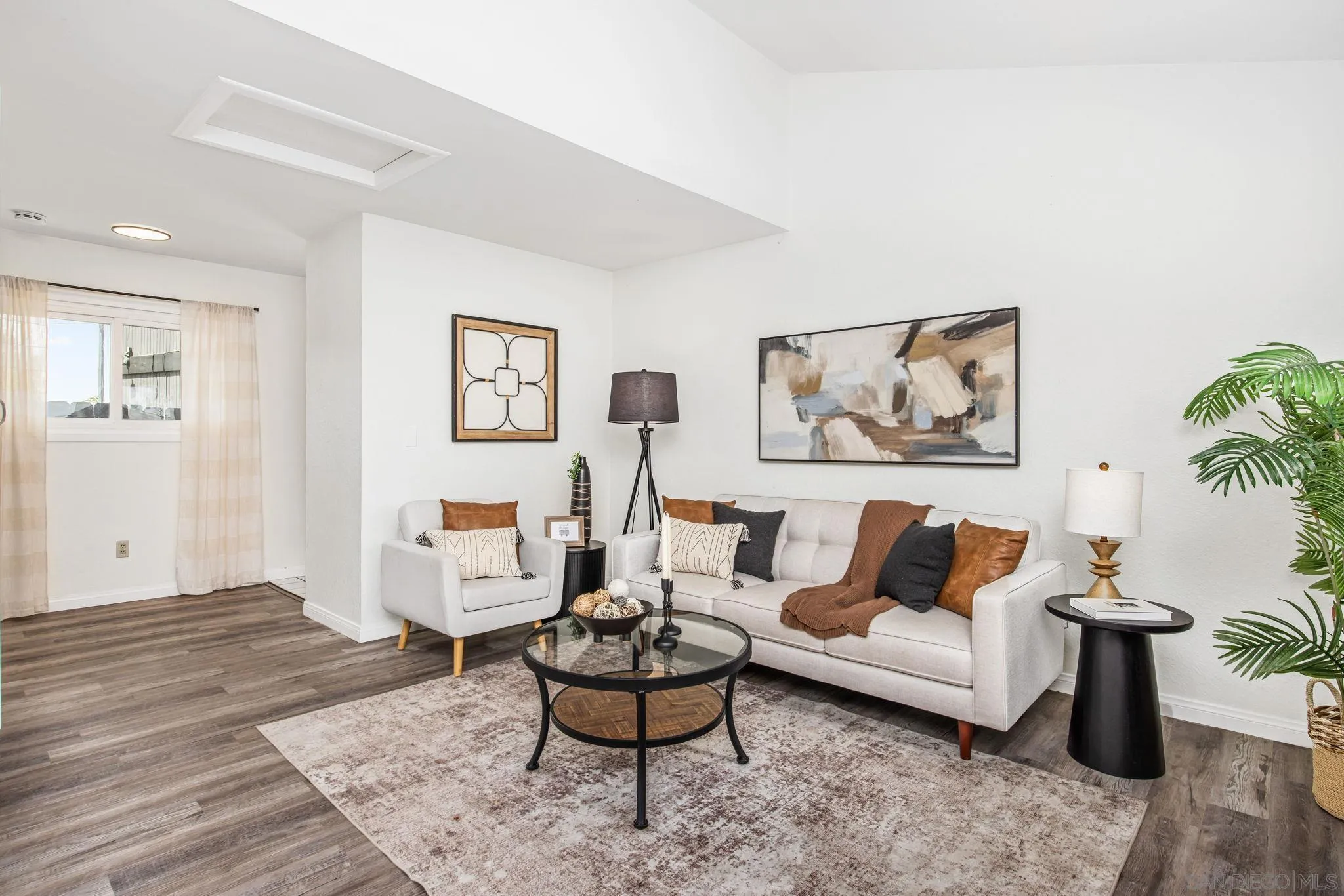 Photo #5: 260008375 Listing: Photo #5