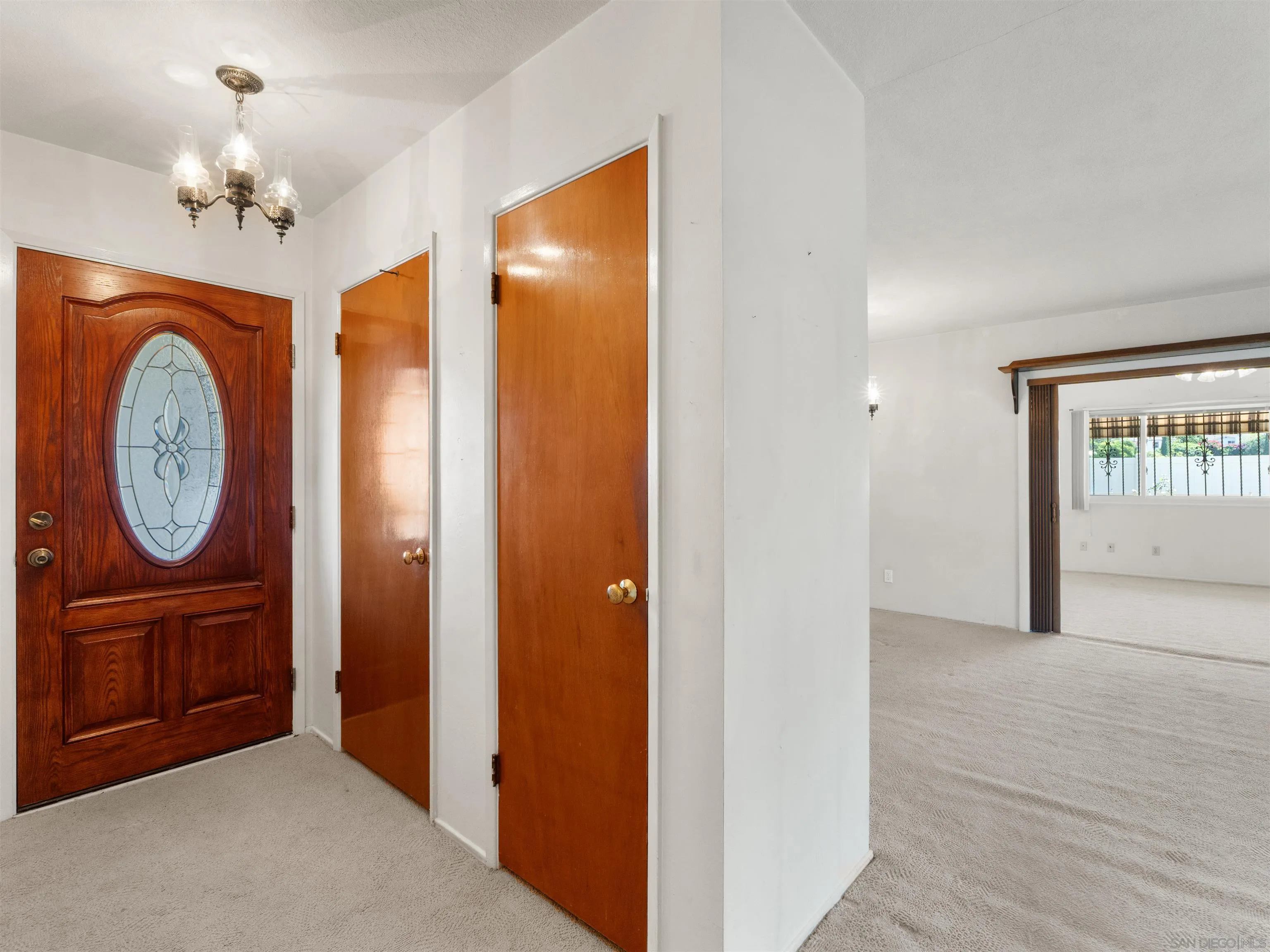 https://cdn.realtyfeed.com/cdn/127/260008380/a79768c9f1a302ef3ee0e5b3e3bedd57.webp