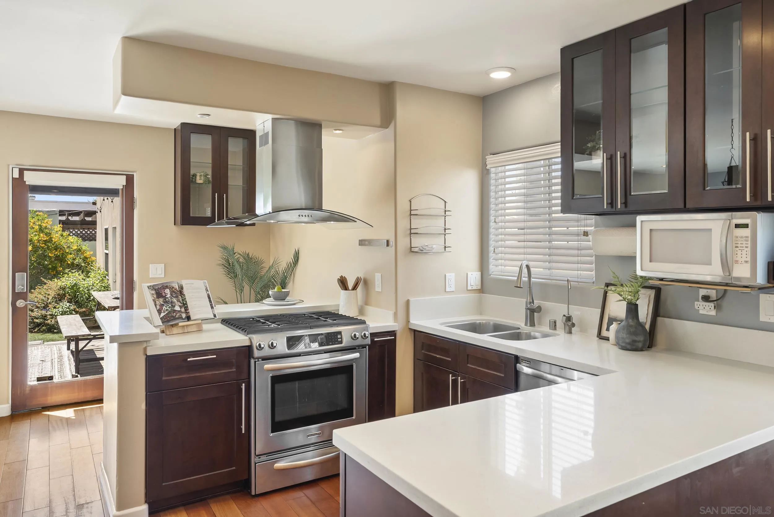 https://cdn.realtyfeed.com/cdn/127/260008381/117a43e1775fdc7aaa2541a1282ff21a.webp