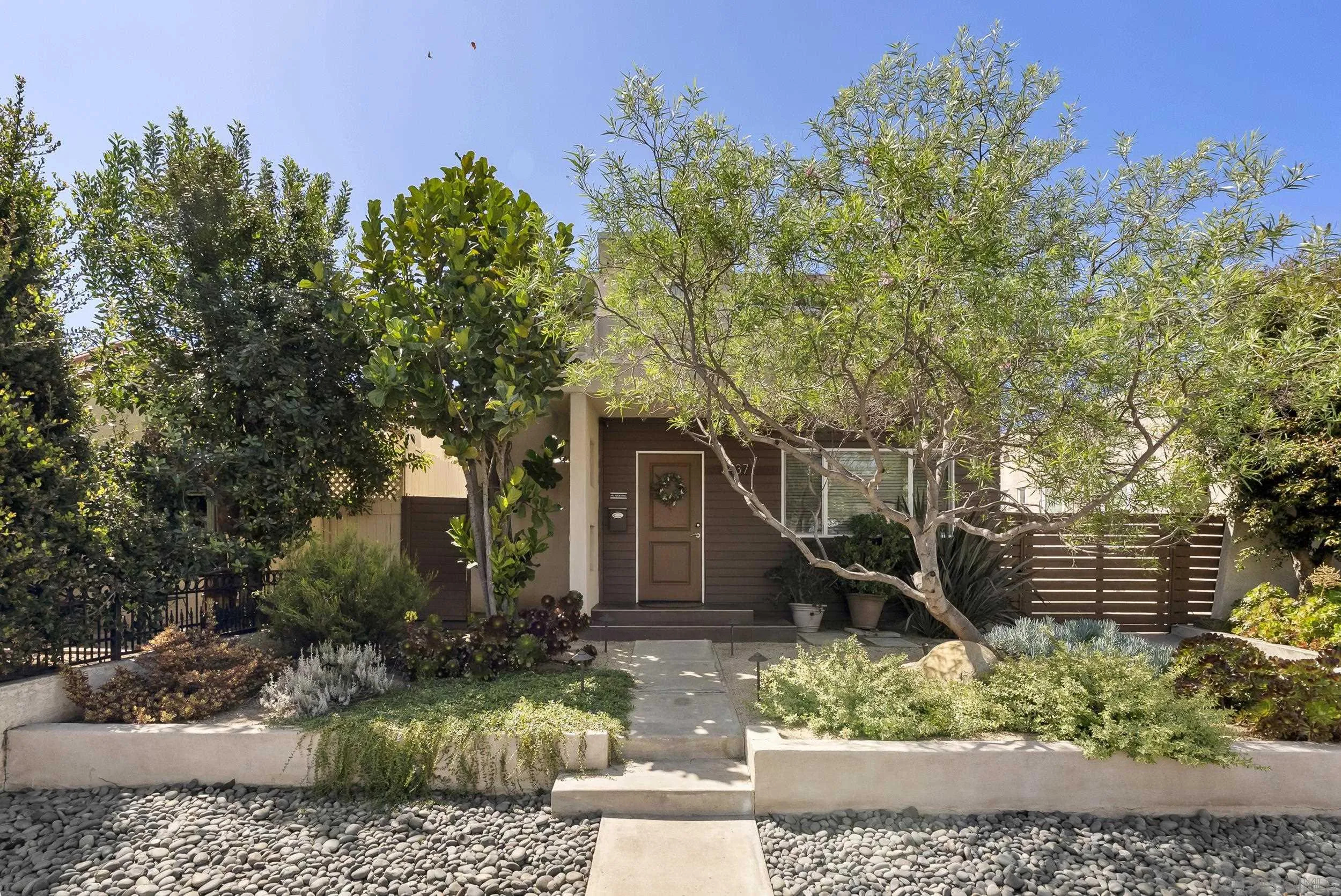 https://cdn.realtyfeed.com/cdn/127/260008381/3865cdd4cc6e669f712ed76f8485bdfe.webp