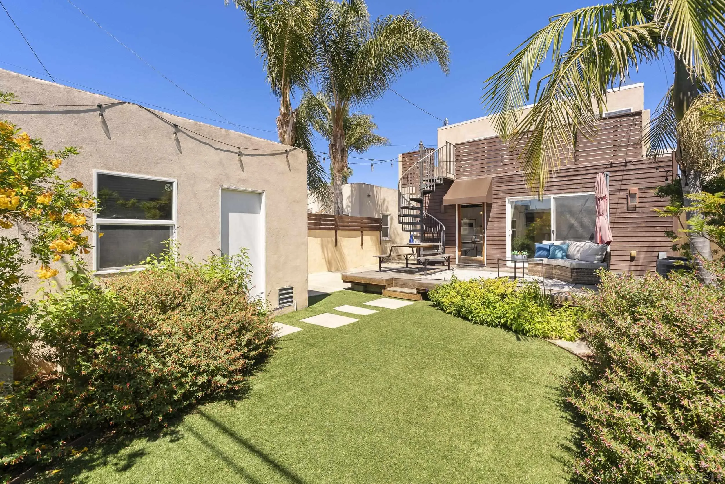 https://cdn.realtyfeed.com/cdn/127/260008381/6e5a9ea3ed100a1ff598f33287b9710b.webp