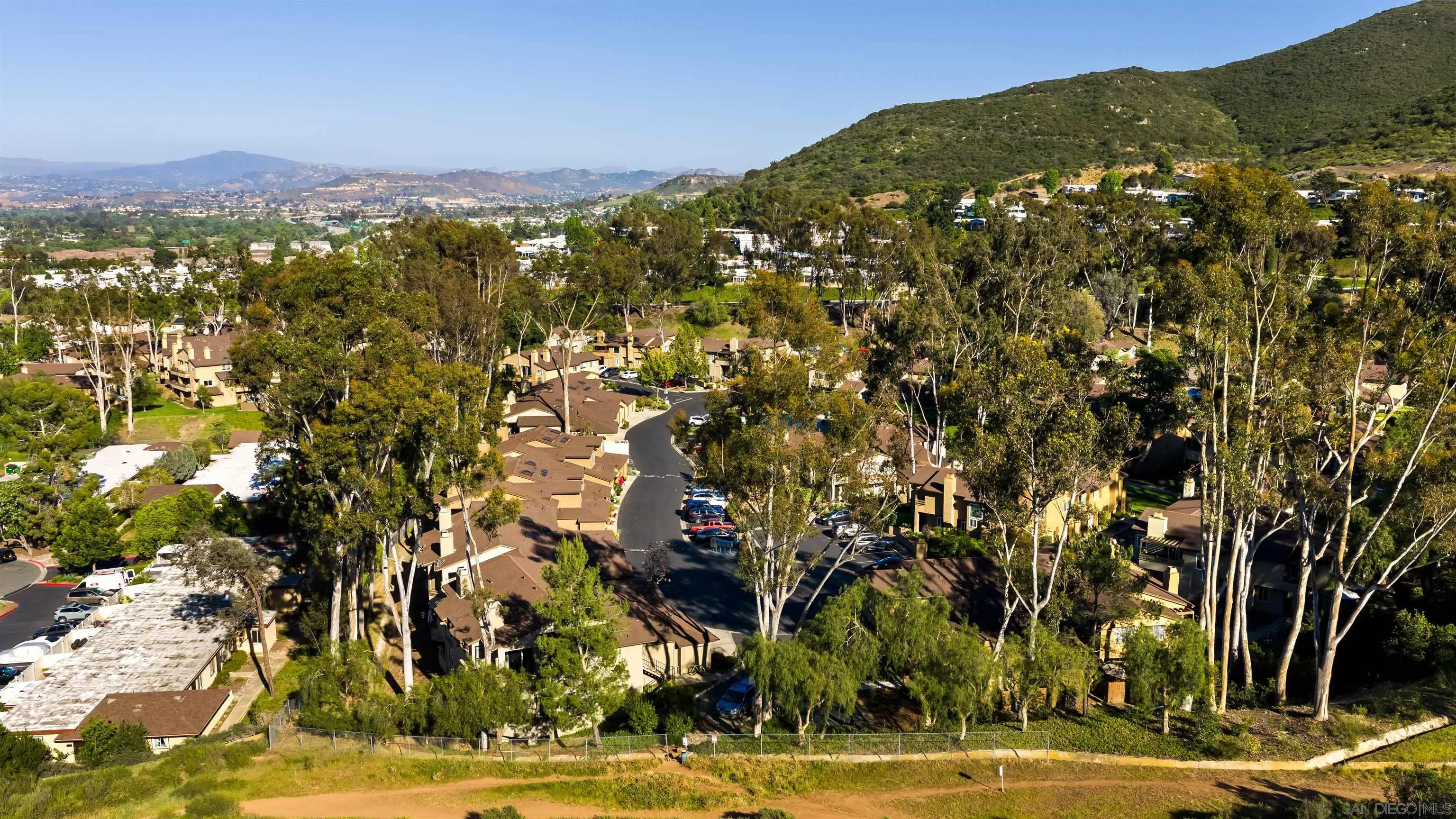 https://cdn.realtyfeed.com/cdn/127/260008384/1321d025485aee3e06ee7ea6c0292440.webp